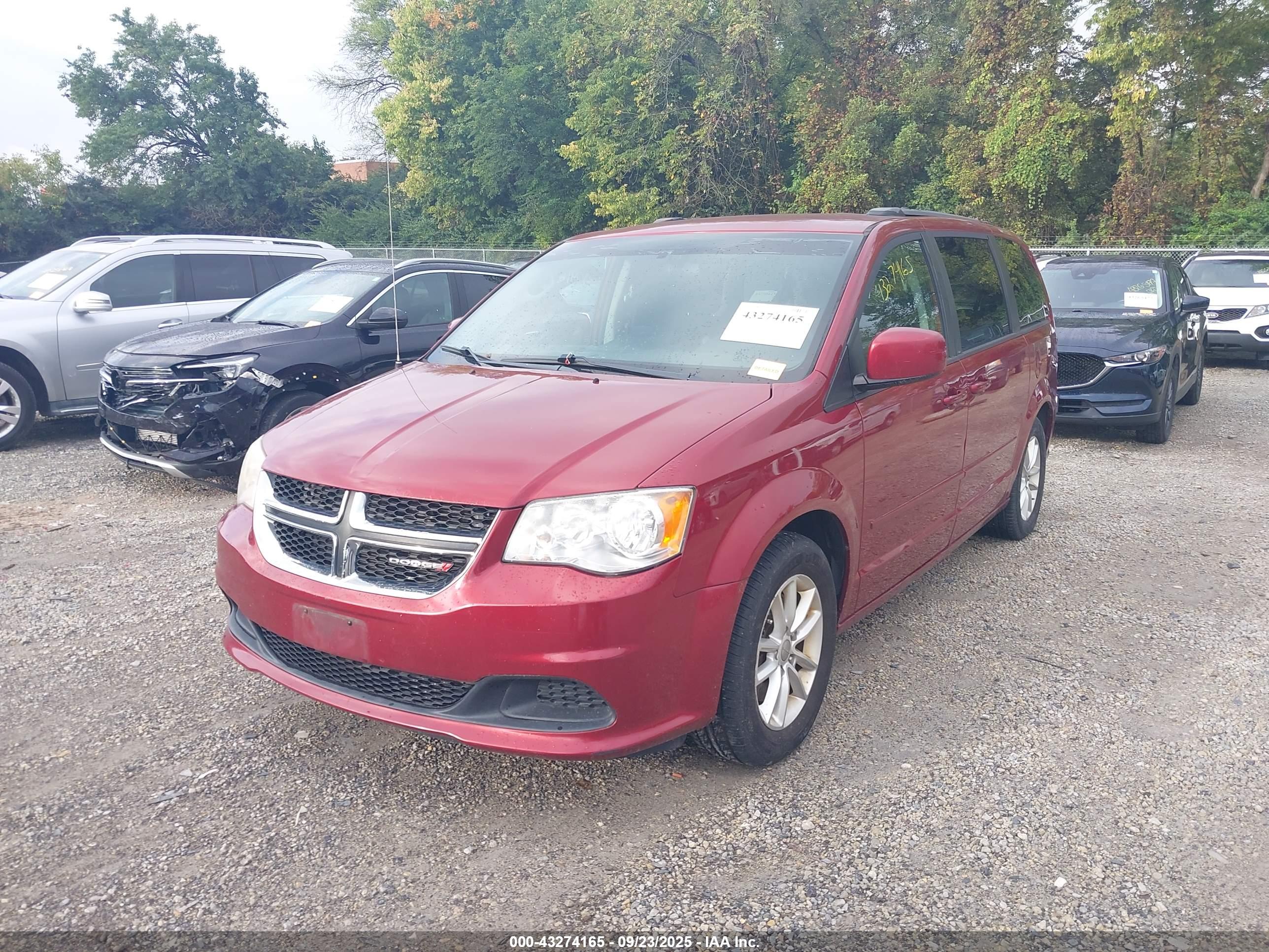 DODGE GRAND image 2