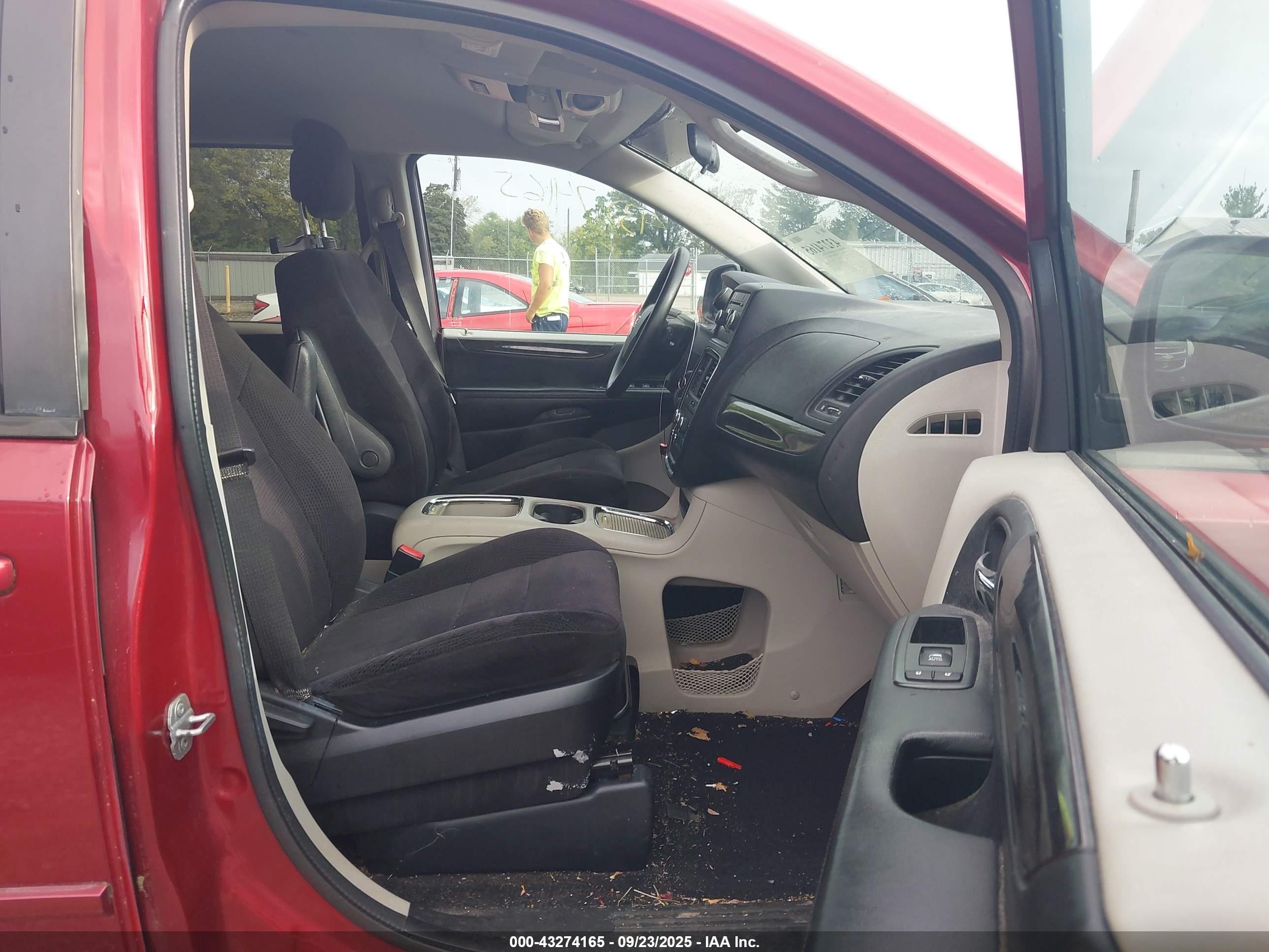 DODGE GRAND image 5