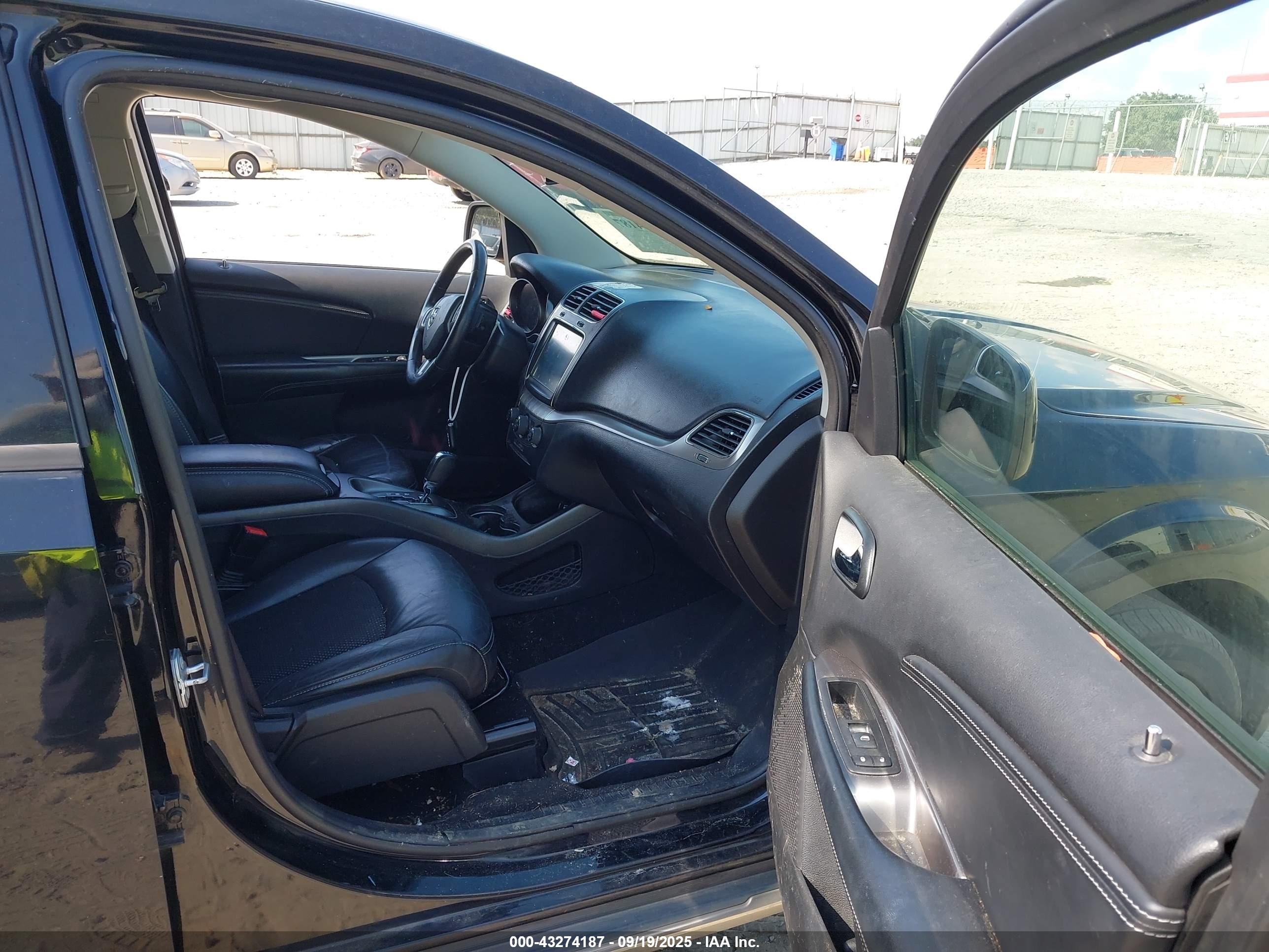 DODGE JOURNEY image 5
