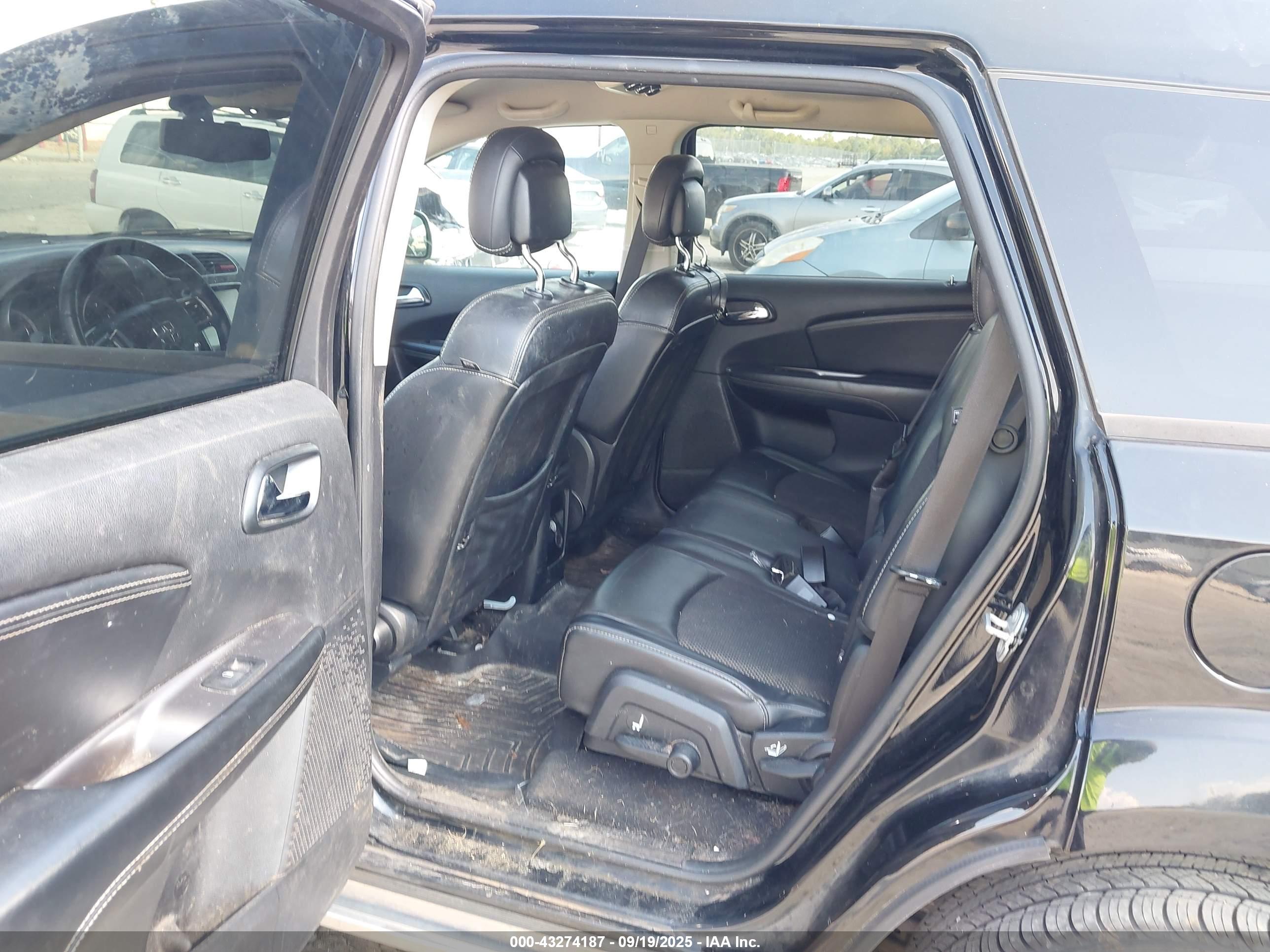 DODGE JOURNEY image 8