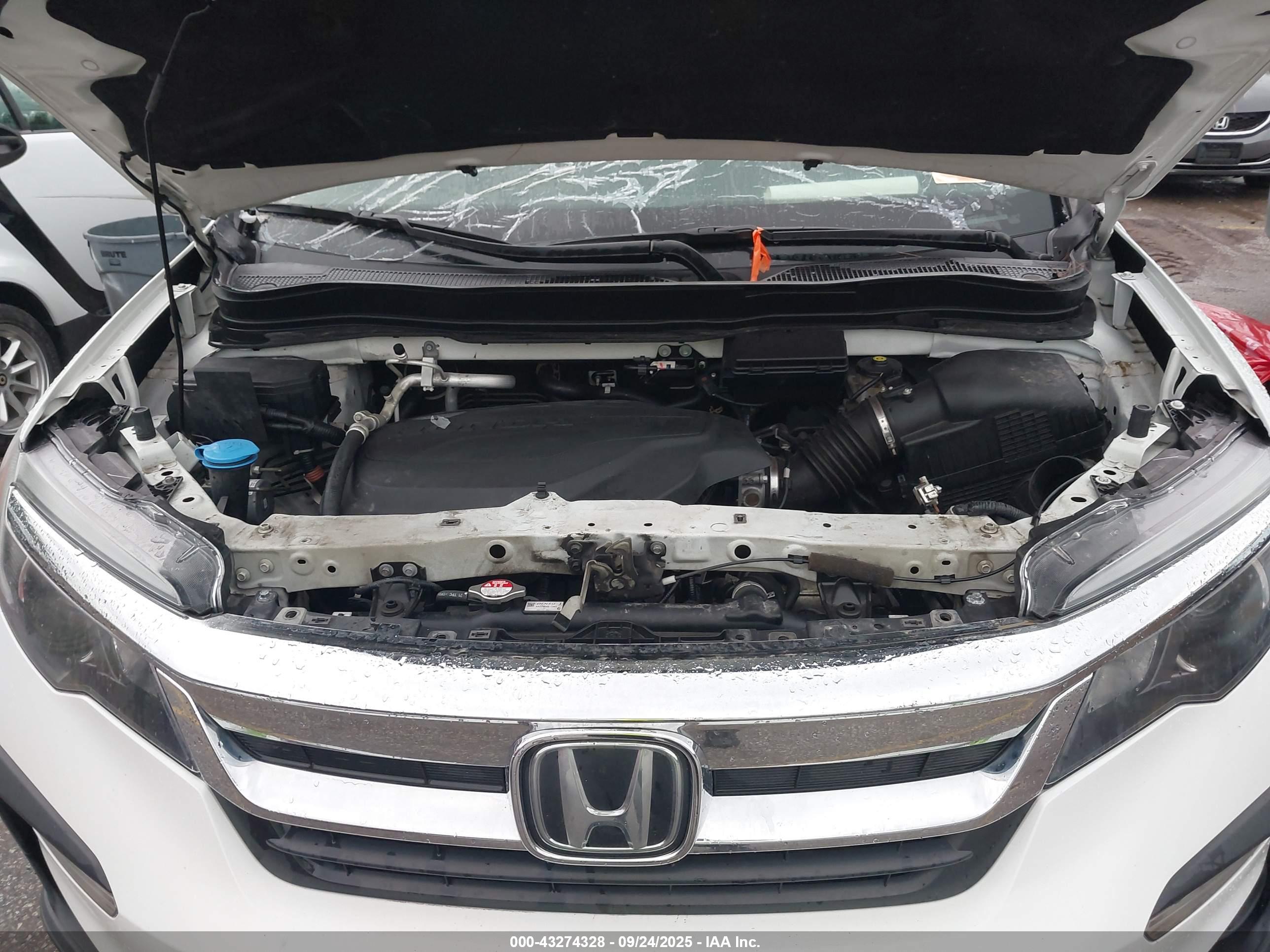 HONDA PILOT image 10