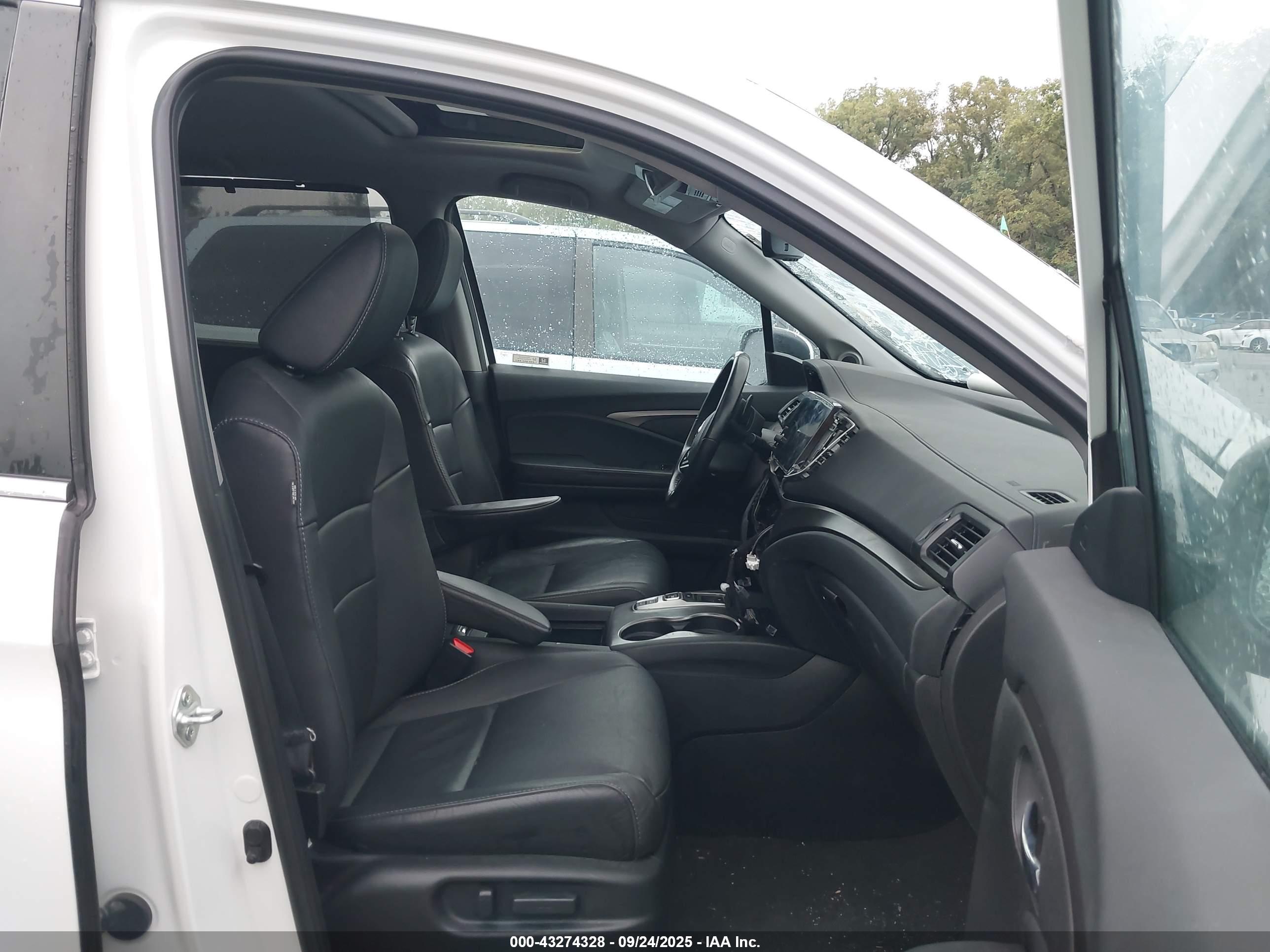HONDA PILOT image 5