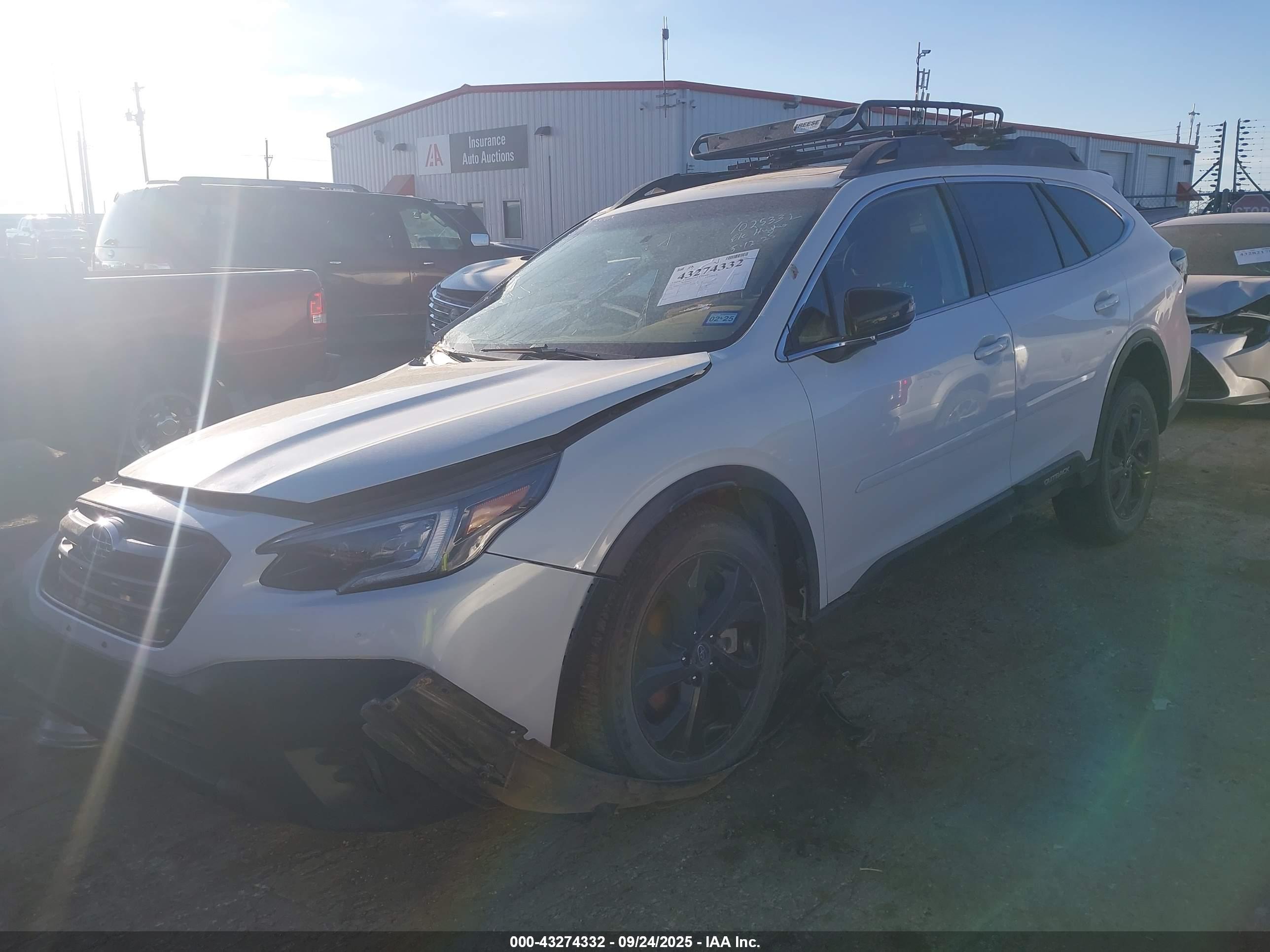 SUBARU OUTBACK image 2
