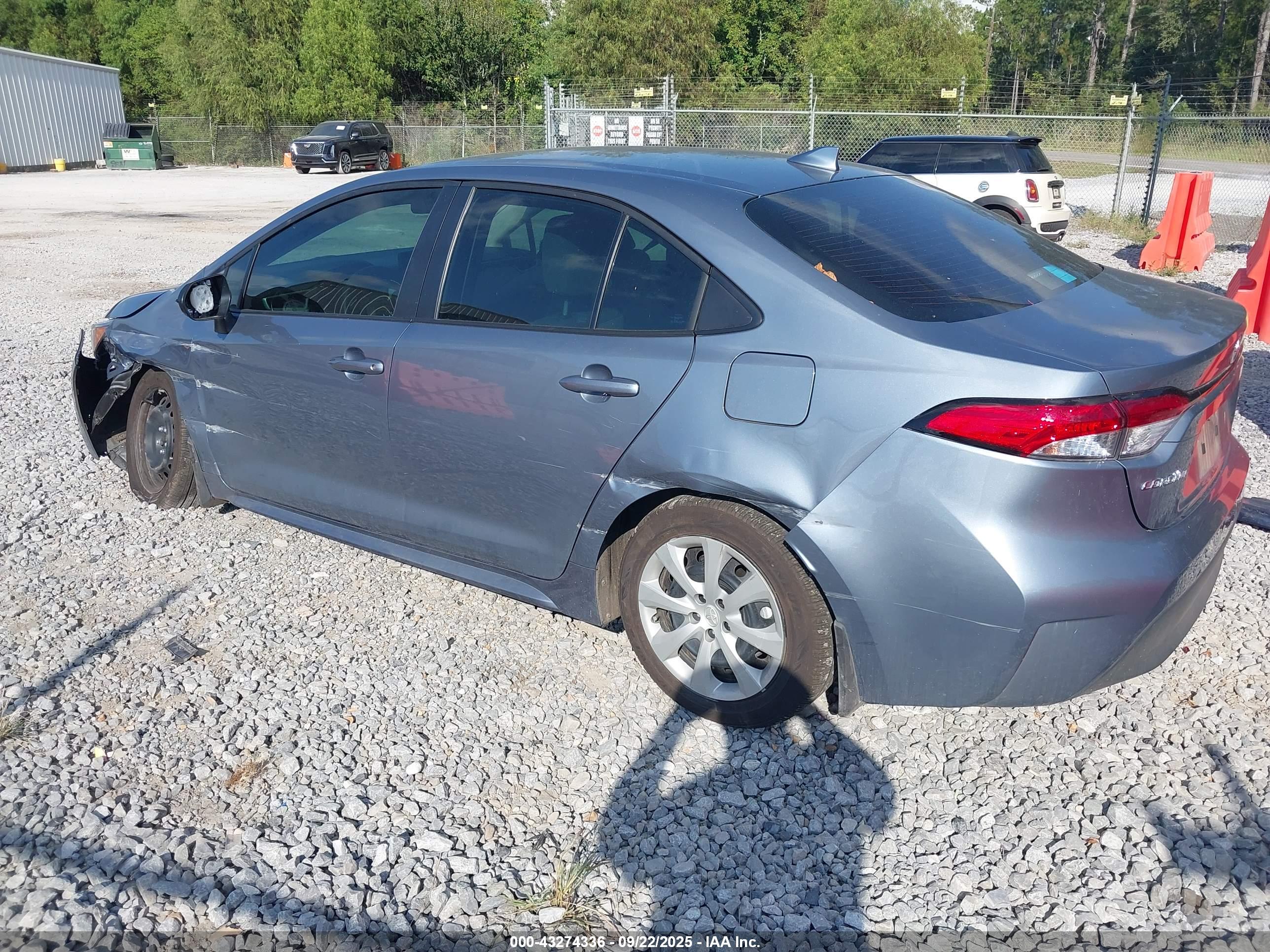 TOYOTA COROLLA image 3
