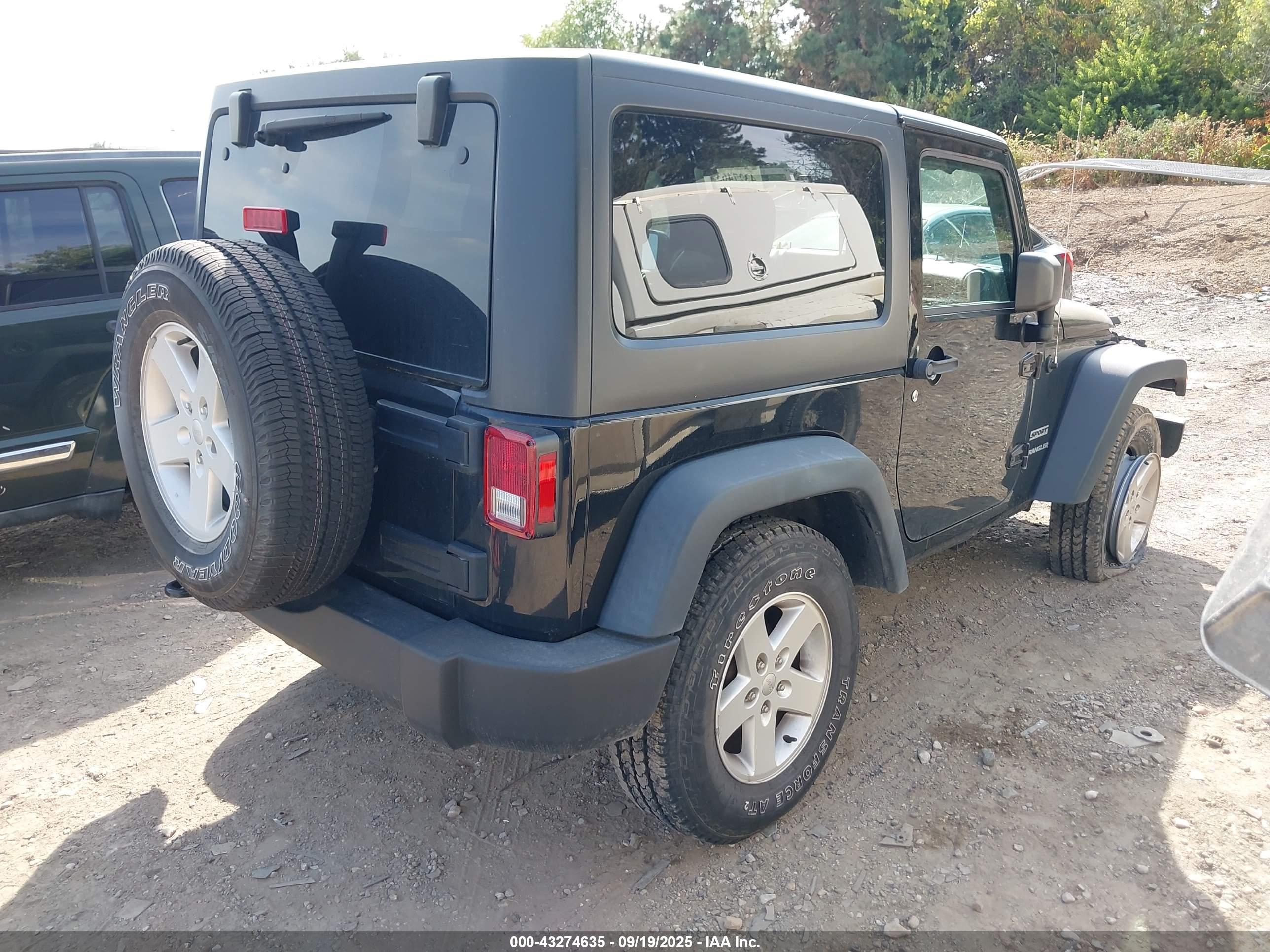 JEEP WRANGLER image 4