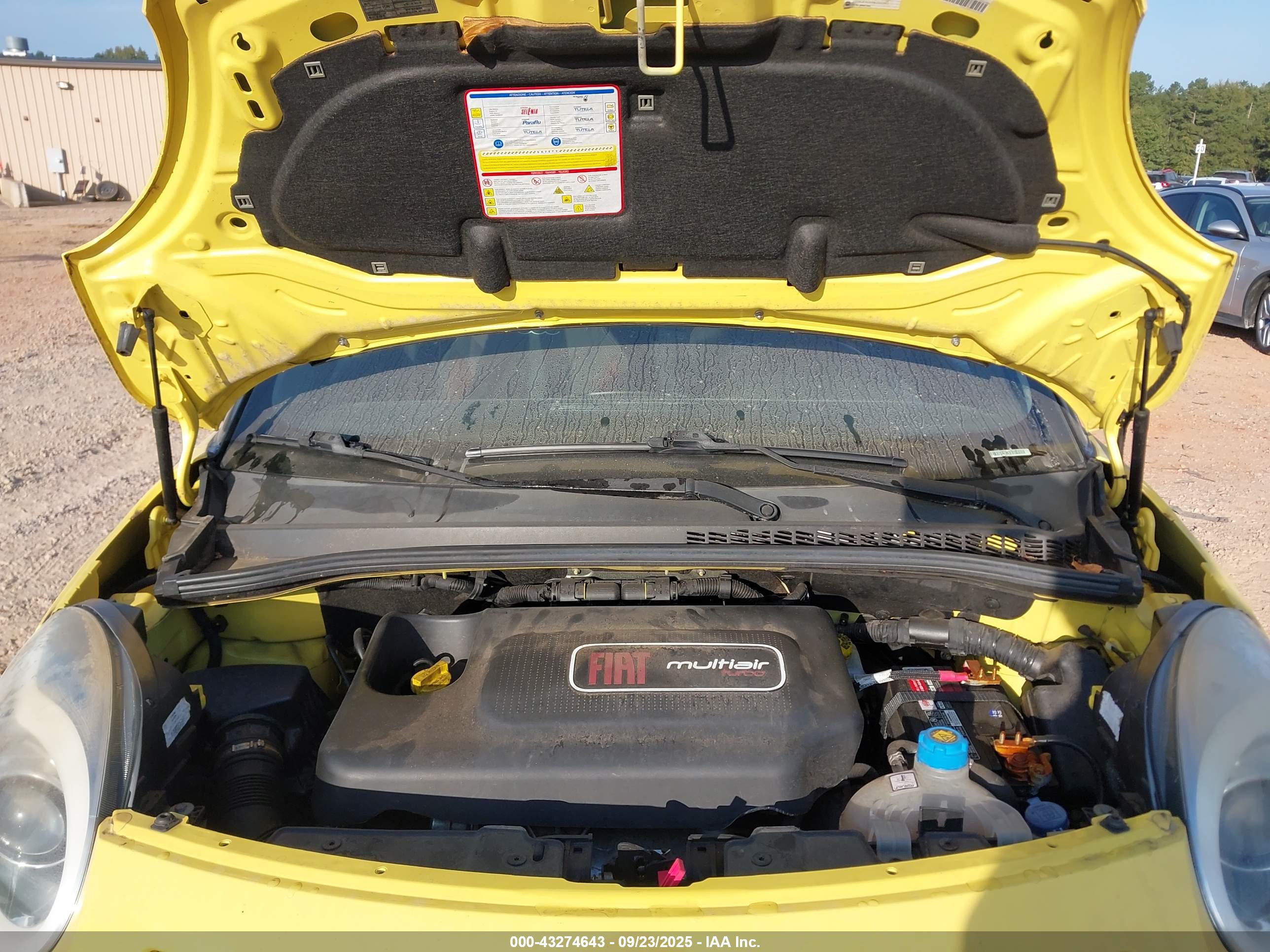 FIAT 500L image 10