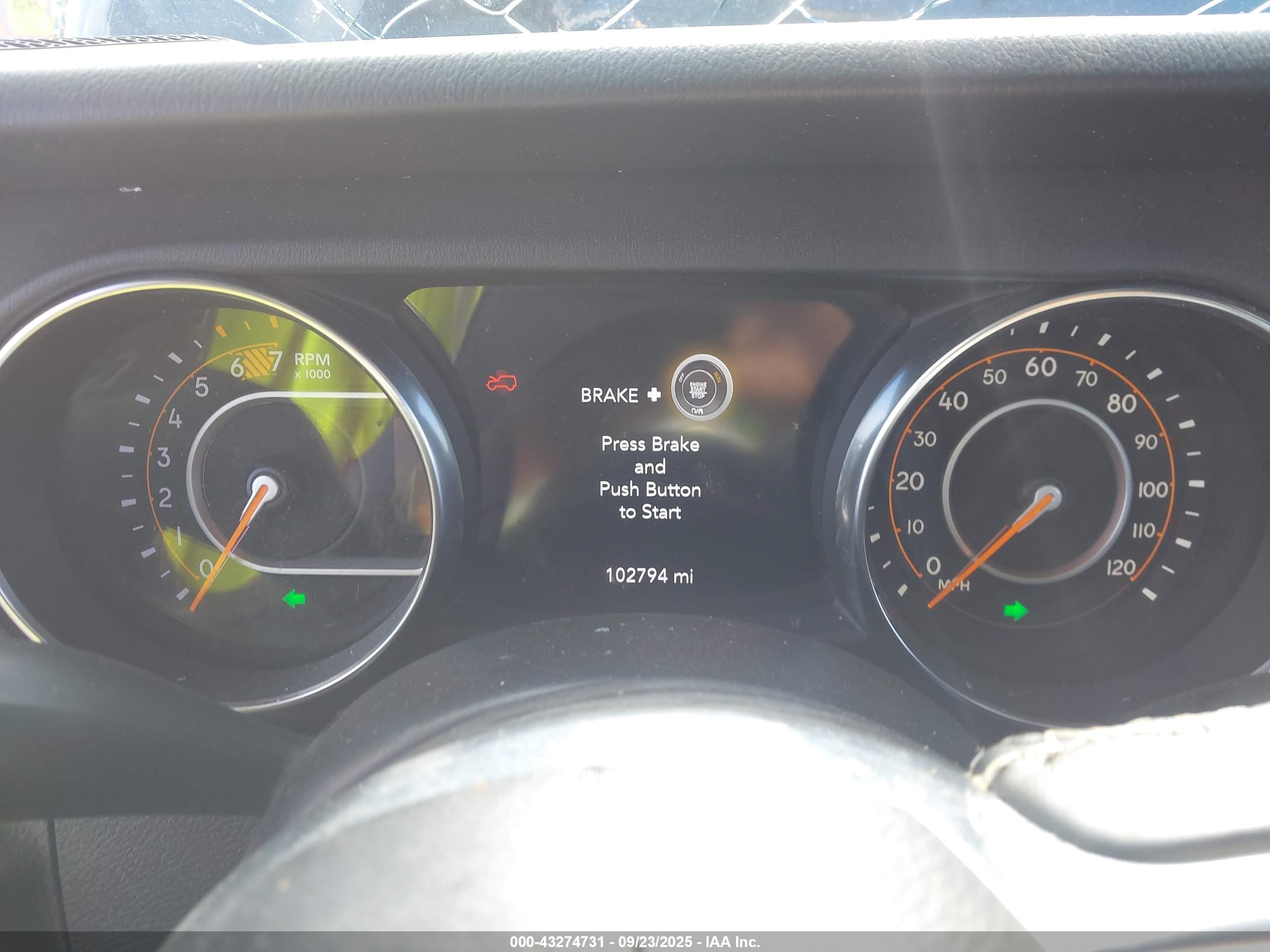 JEEP WRANGLER image 7