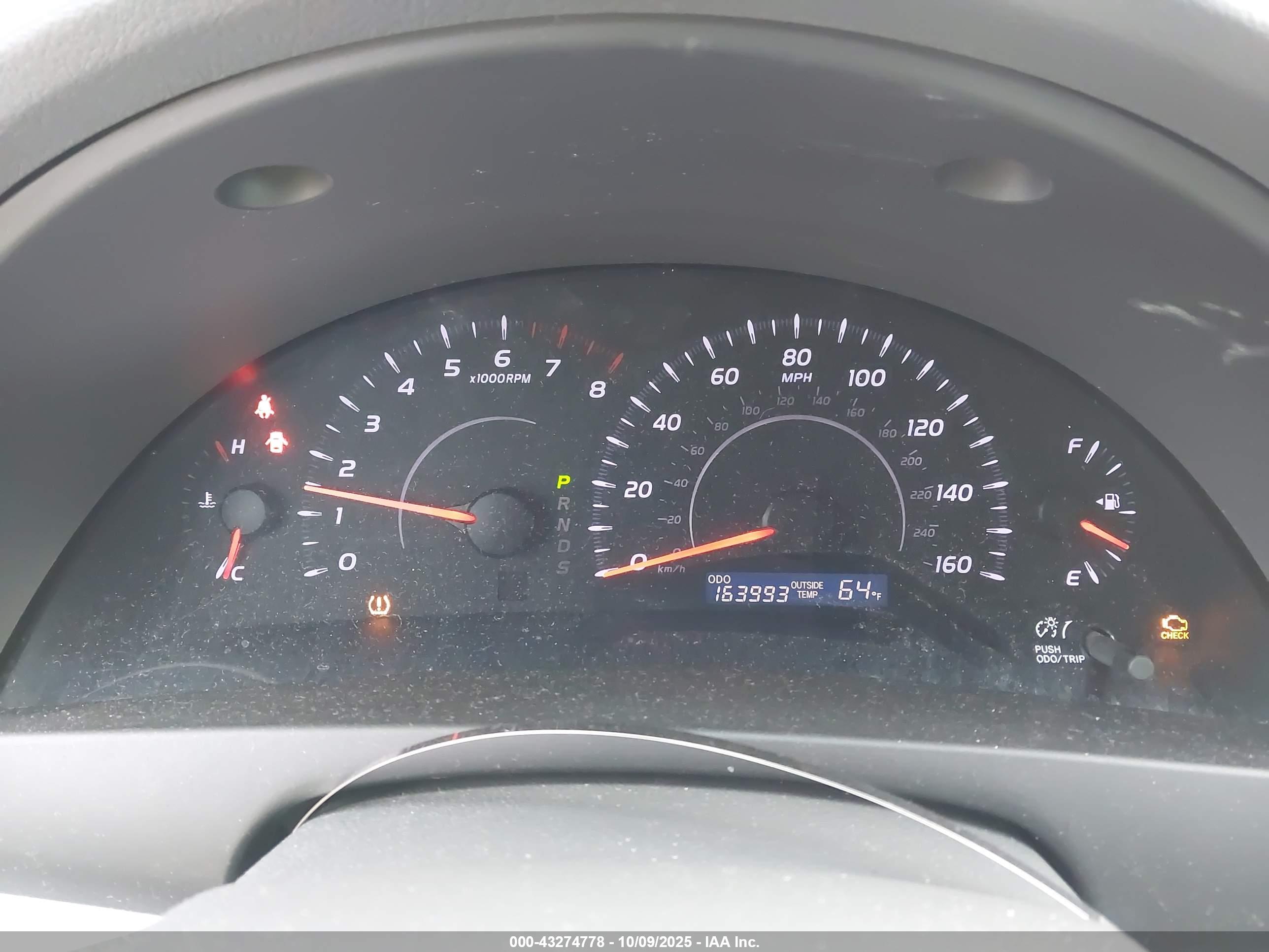 TOYOTA CAMRY image 7