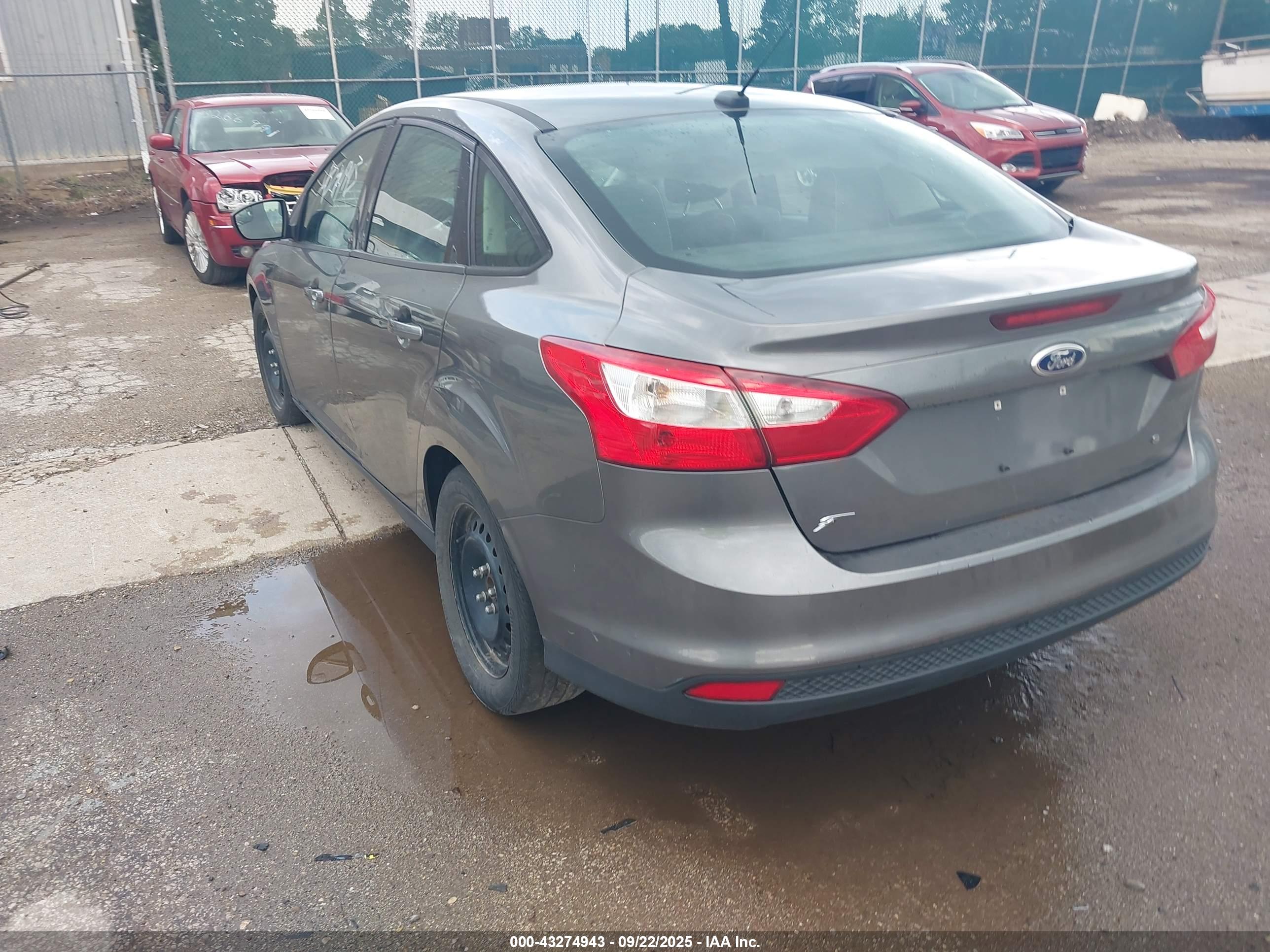 FORD FOCUS image 3