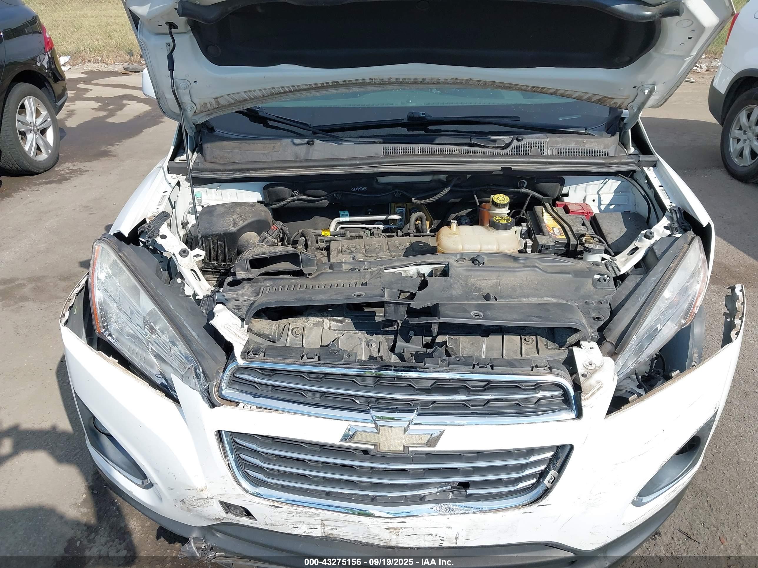 CHEVROLET TRAX image 10
