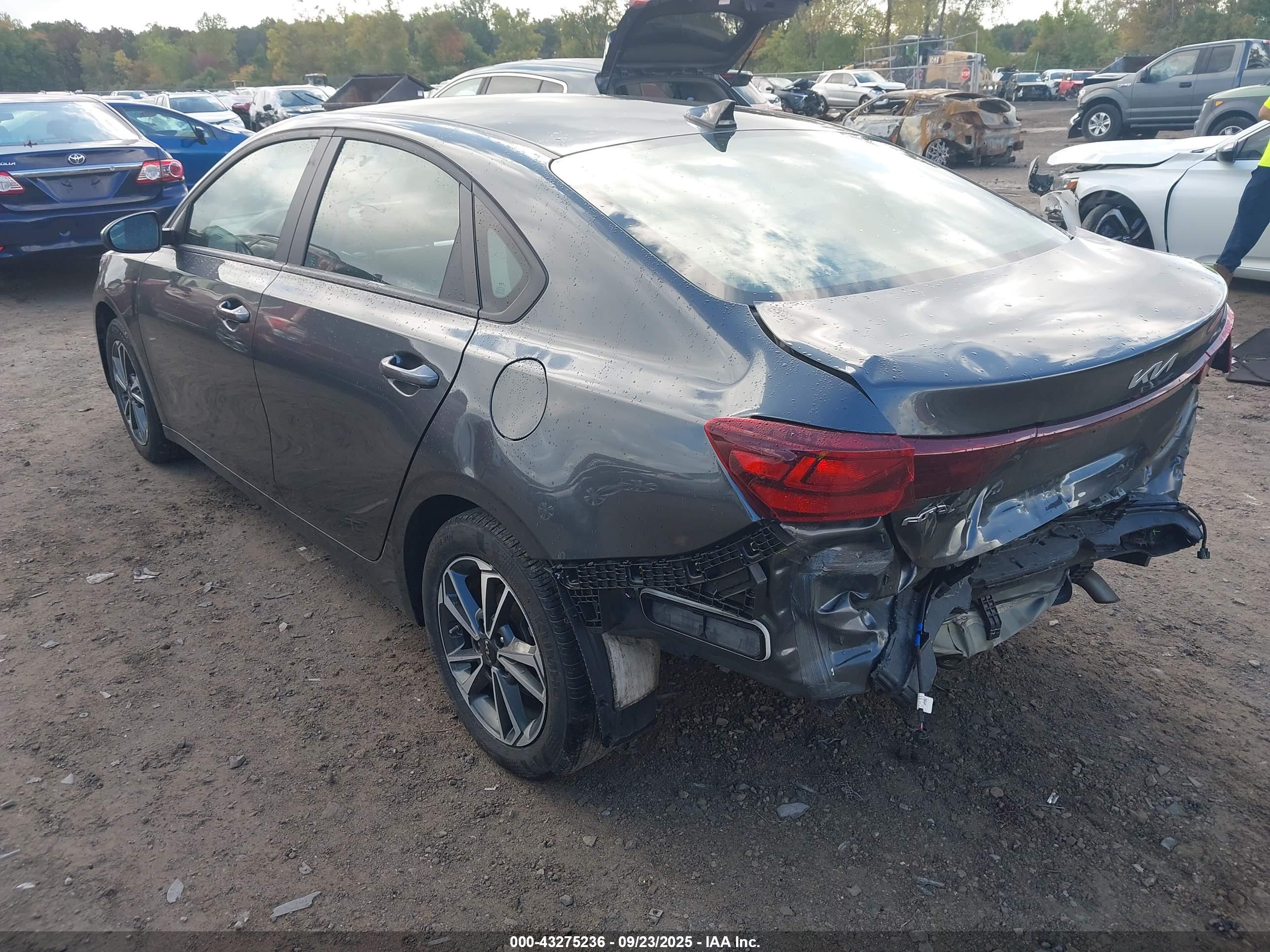 KIA FORTE image 3