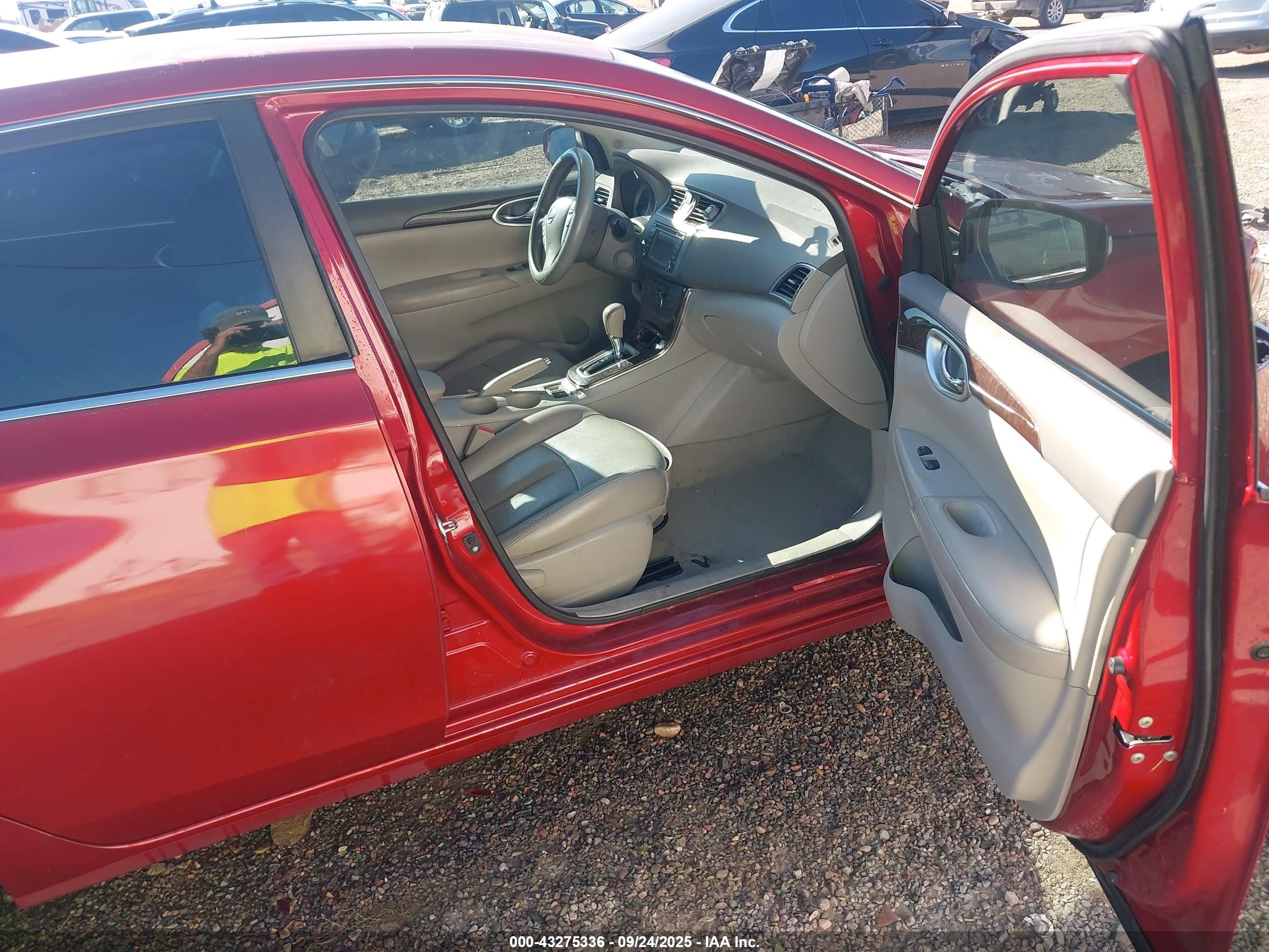 NISSAN SENTRA image 5
