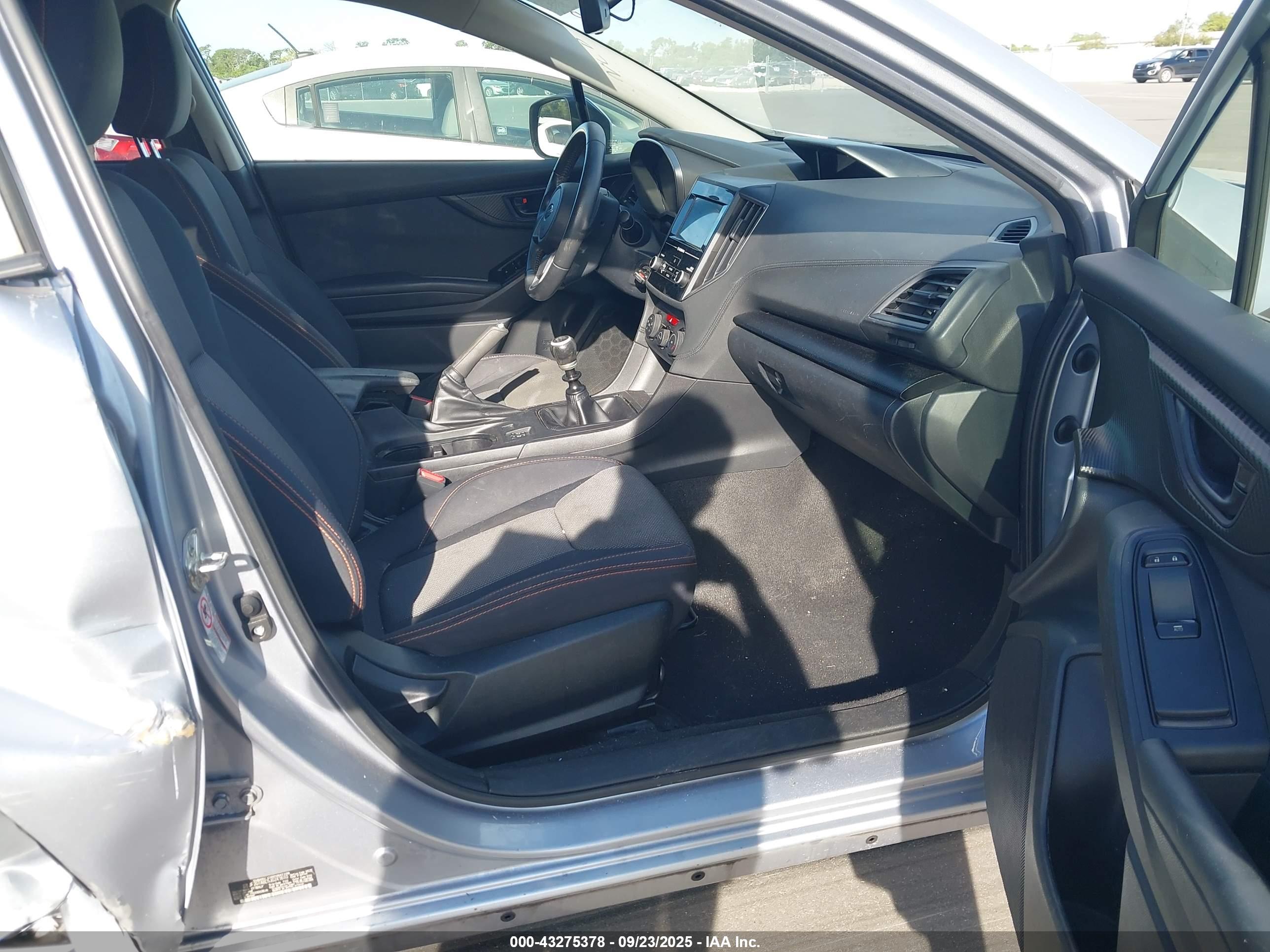 SUBARU CROSSTREK image 5