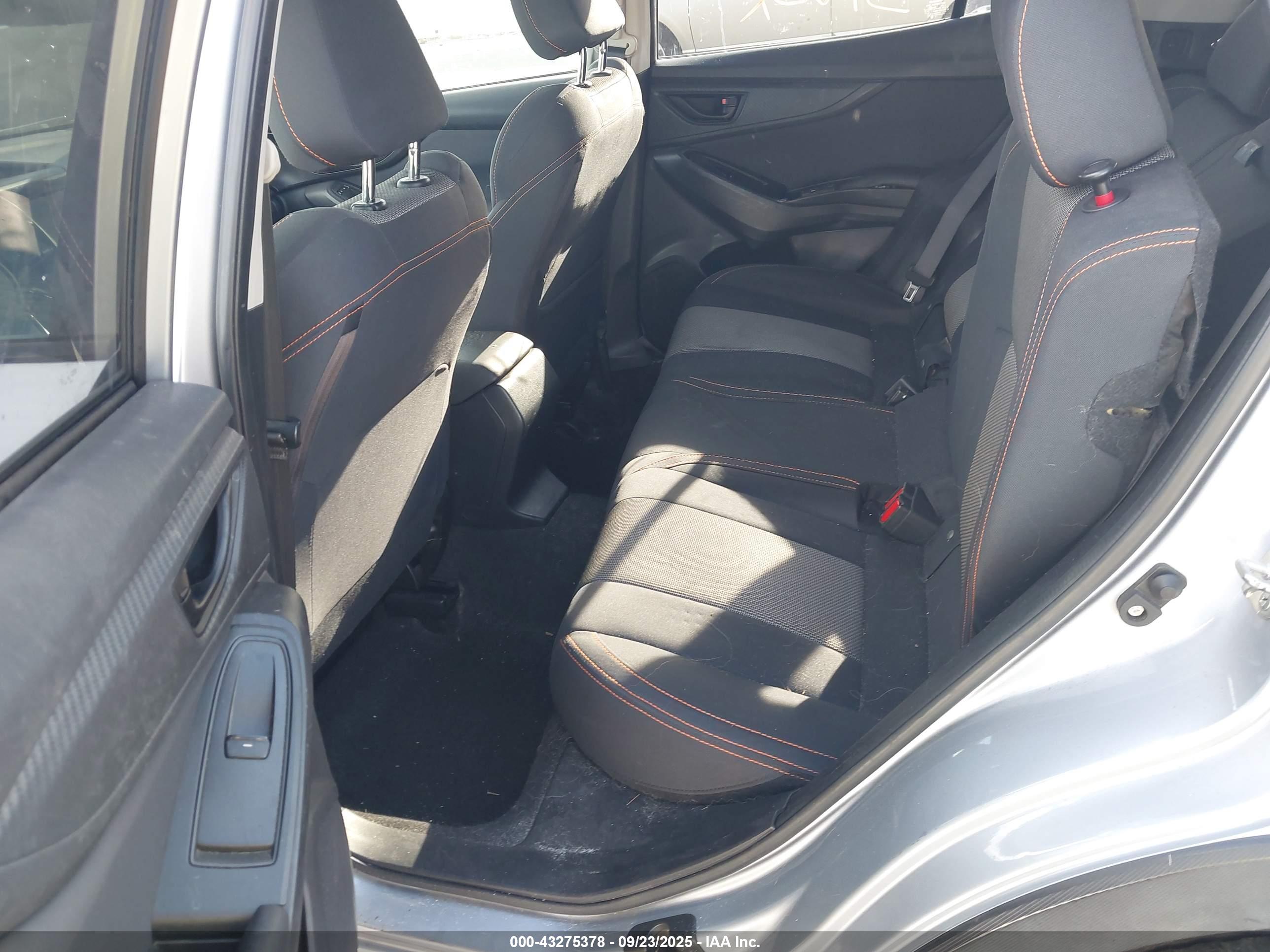 SUBARU CROSSTREK image 8