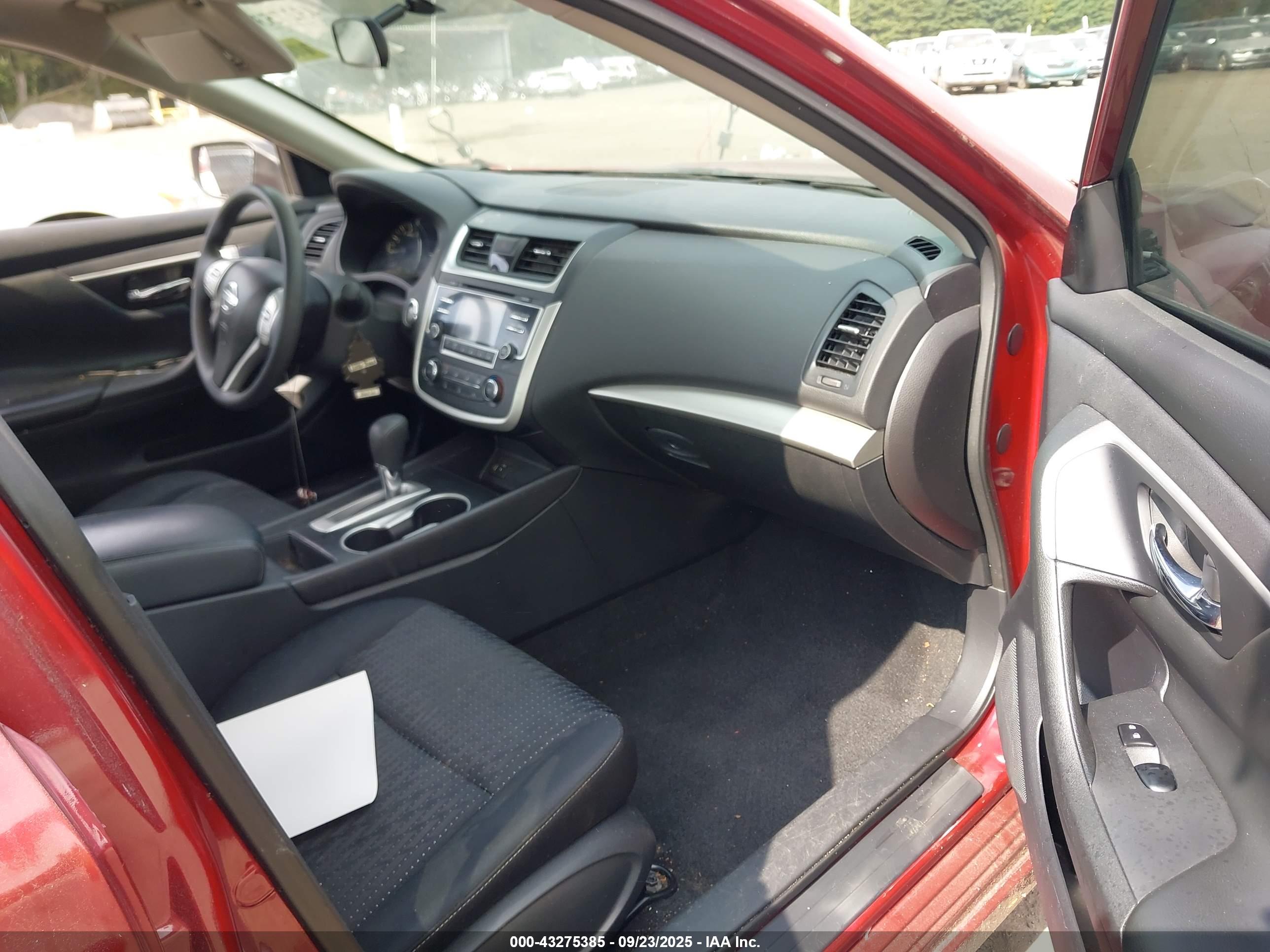 NISSAN ALTIMA image 5