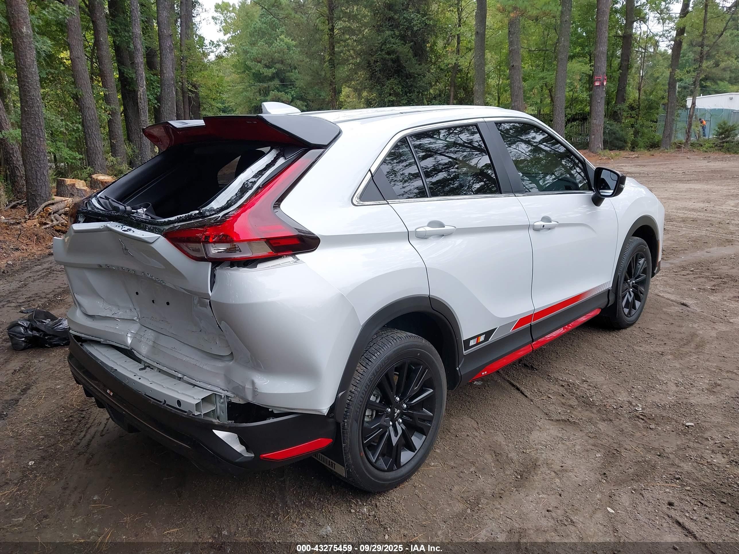 MITSUBISHI ECLIPSE image 4