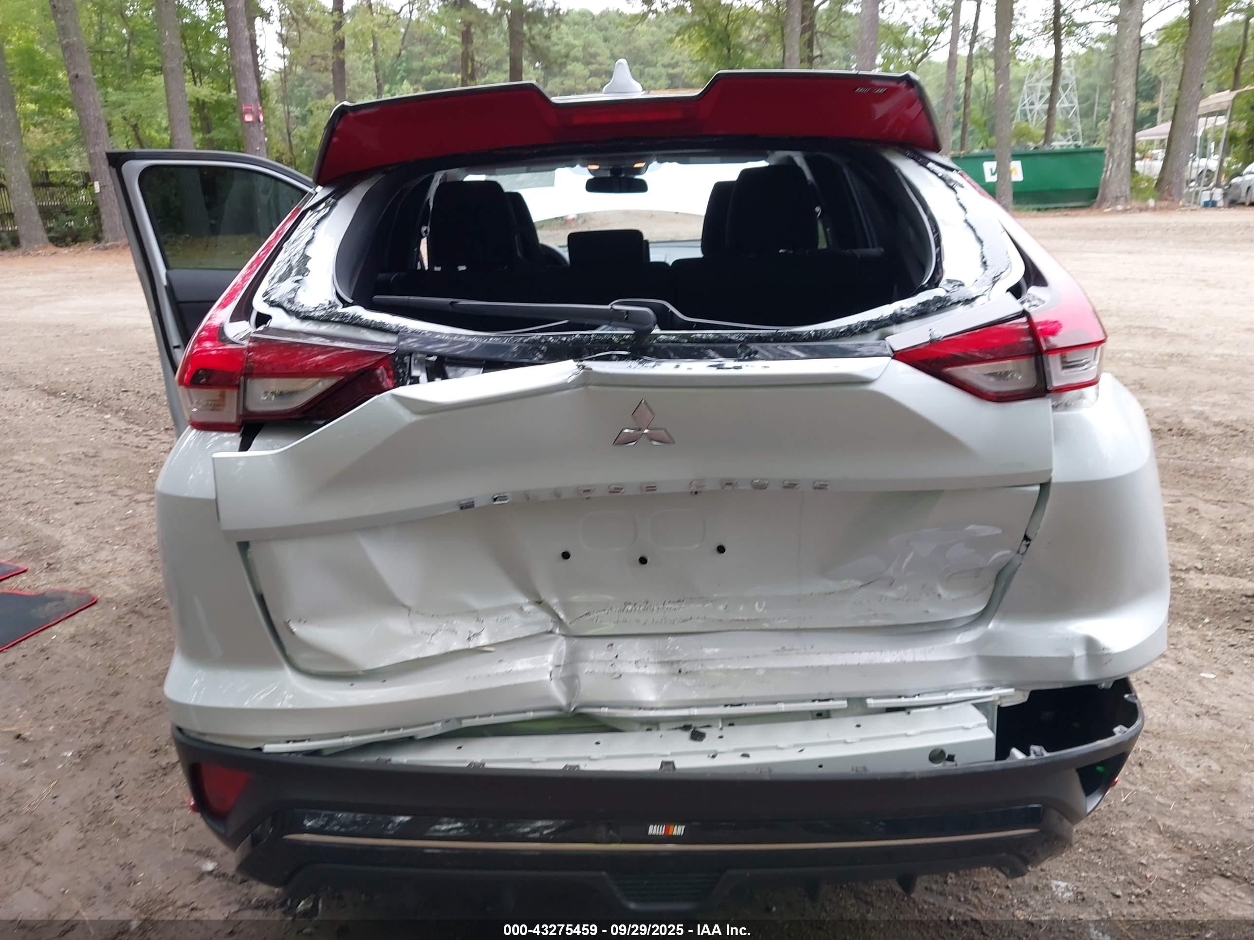 MITSUBISHI ECLIPSE image 6