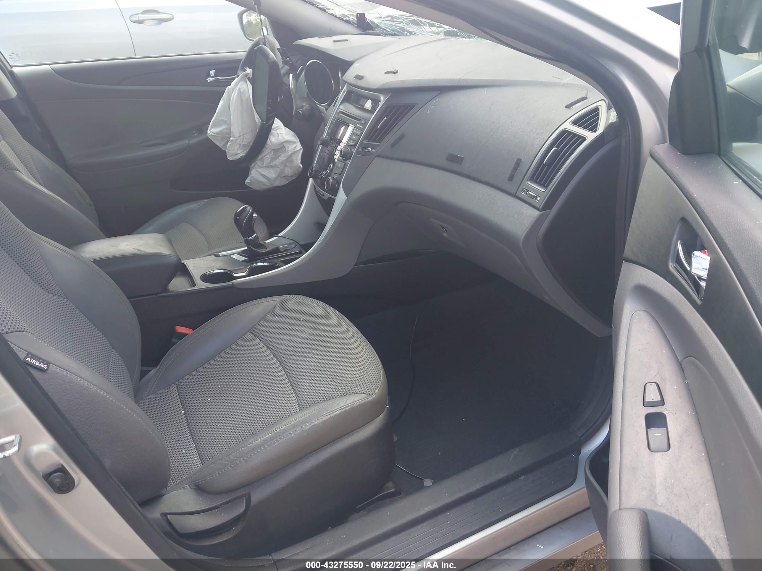 HYUNDAI SONATA image 5