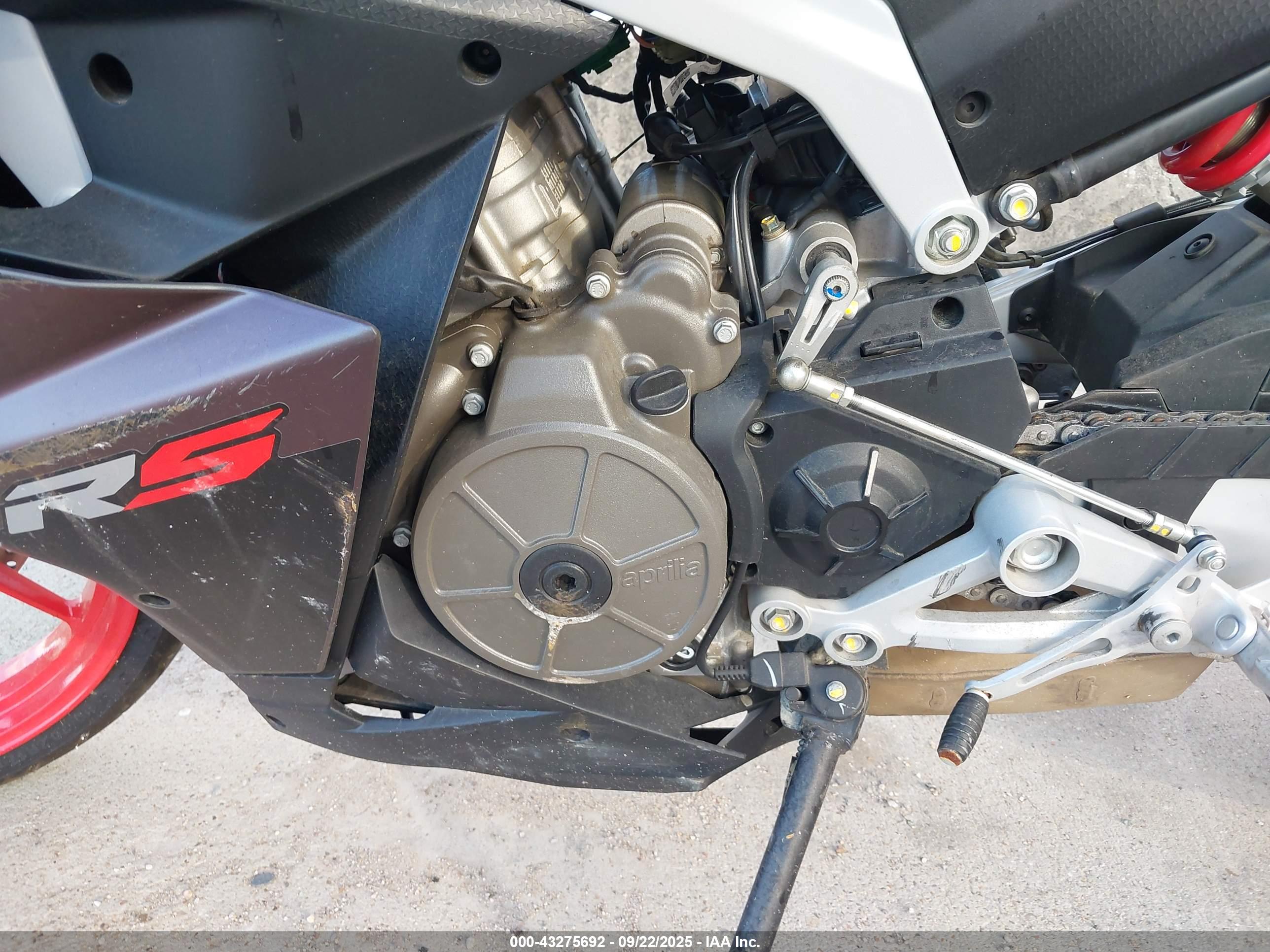 APRILIA RS image 9