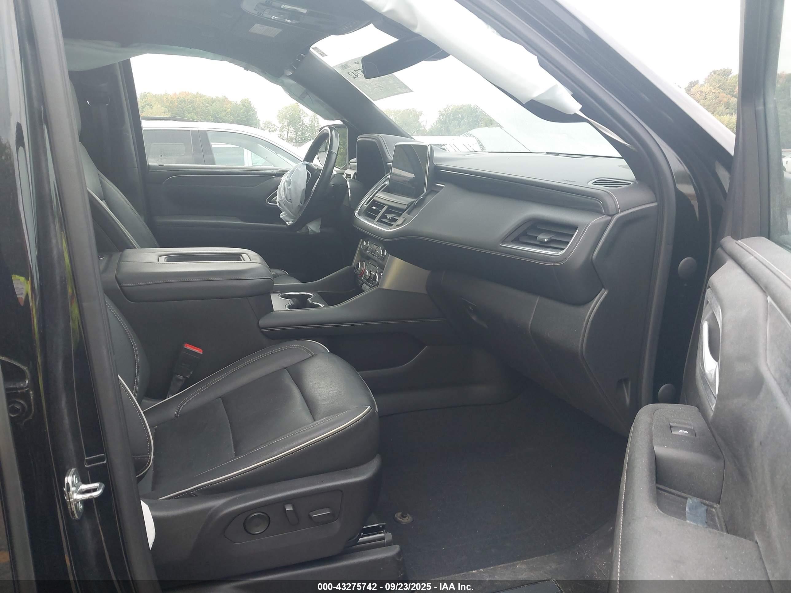 GMC YUKON image 5