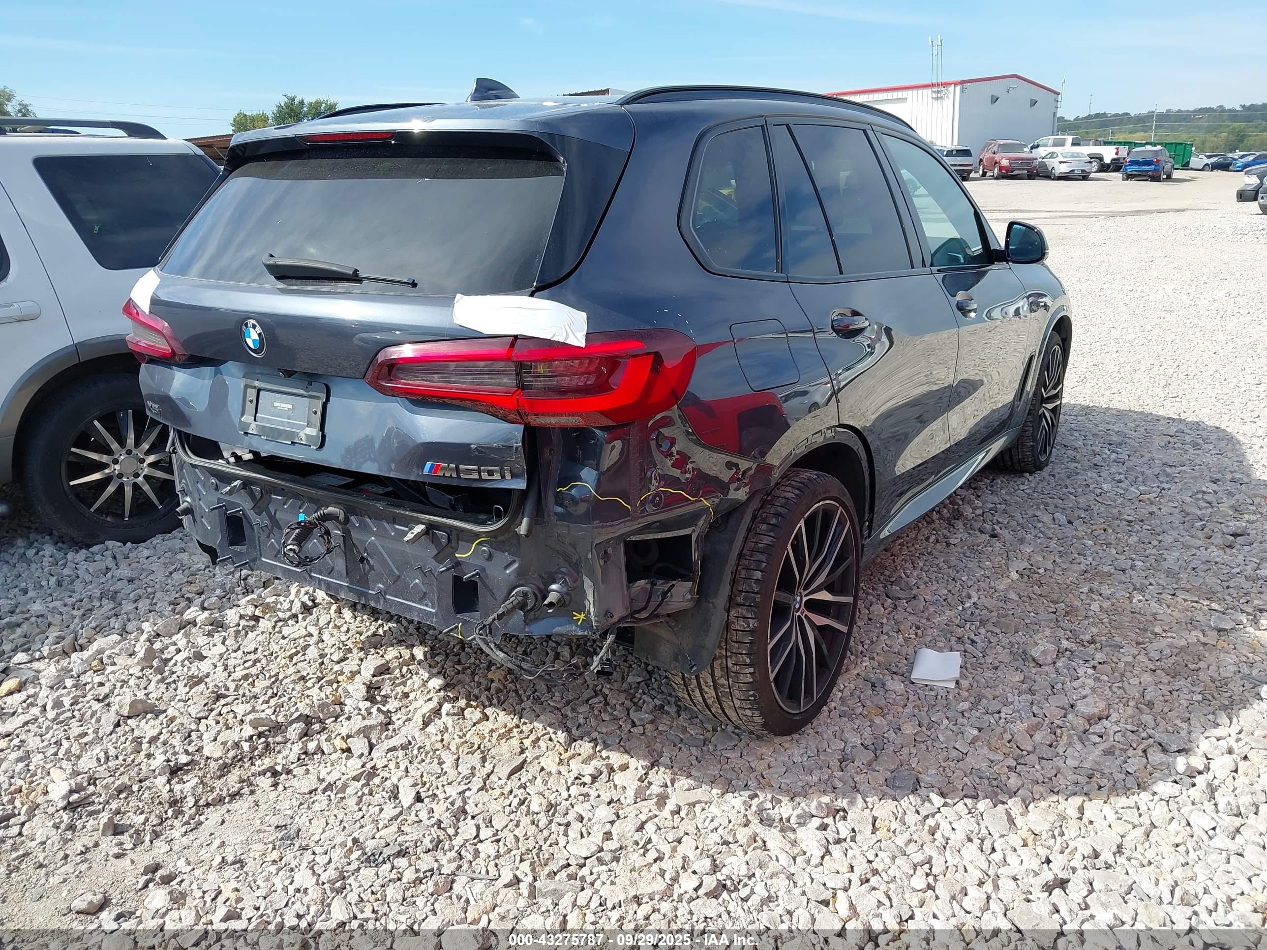 BMW X5 image 4
