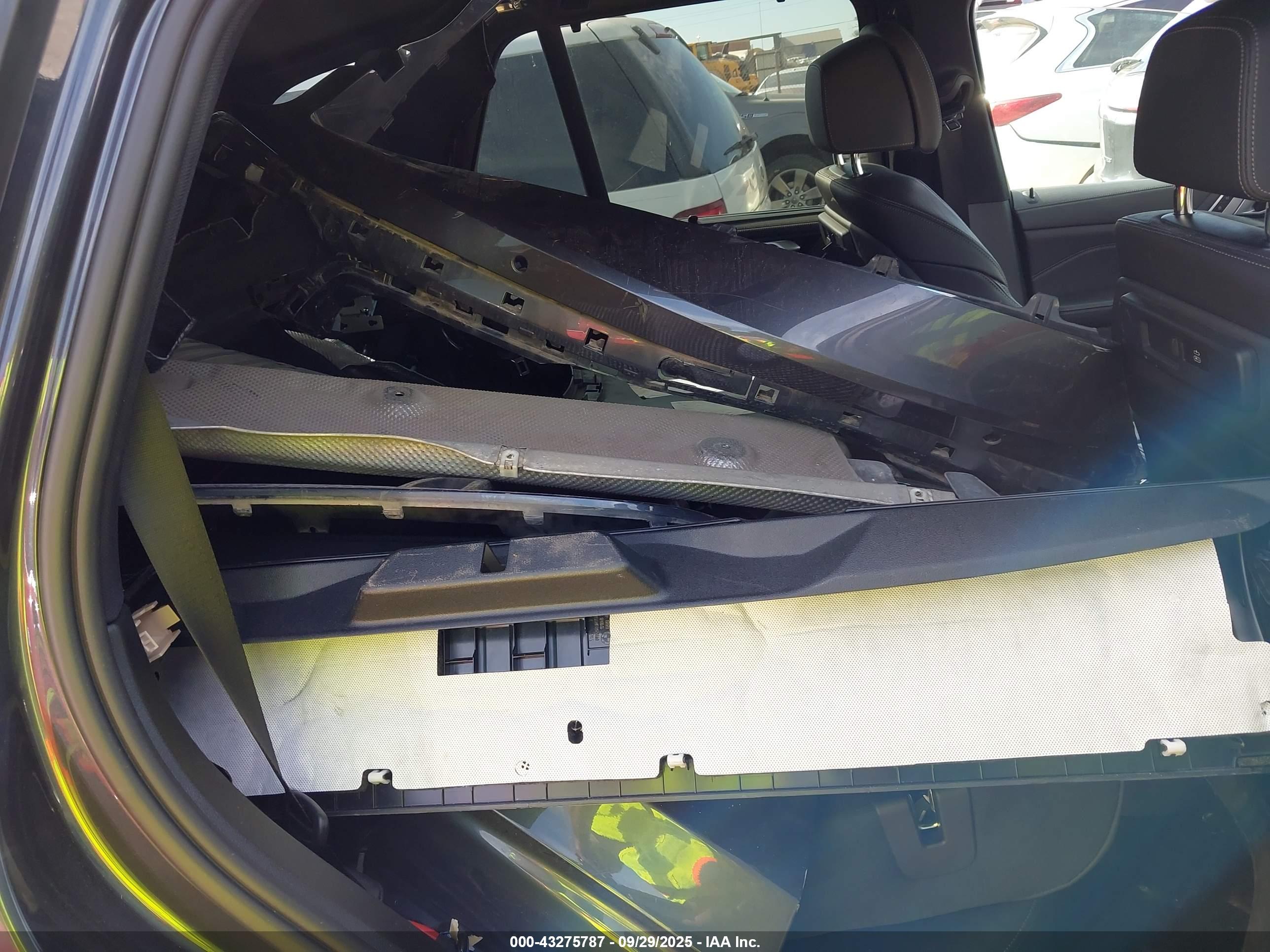 BMW X5 image 8