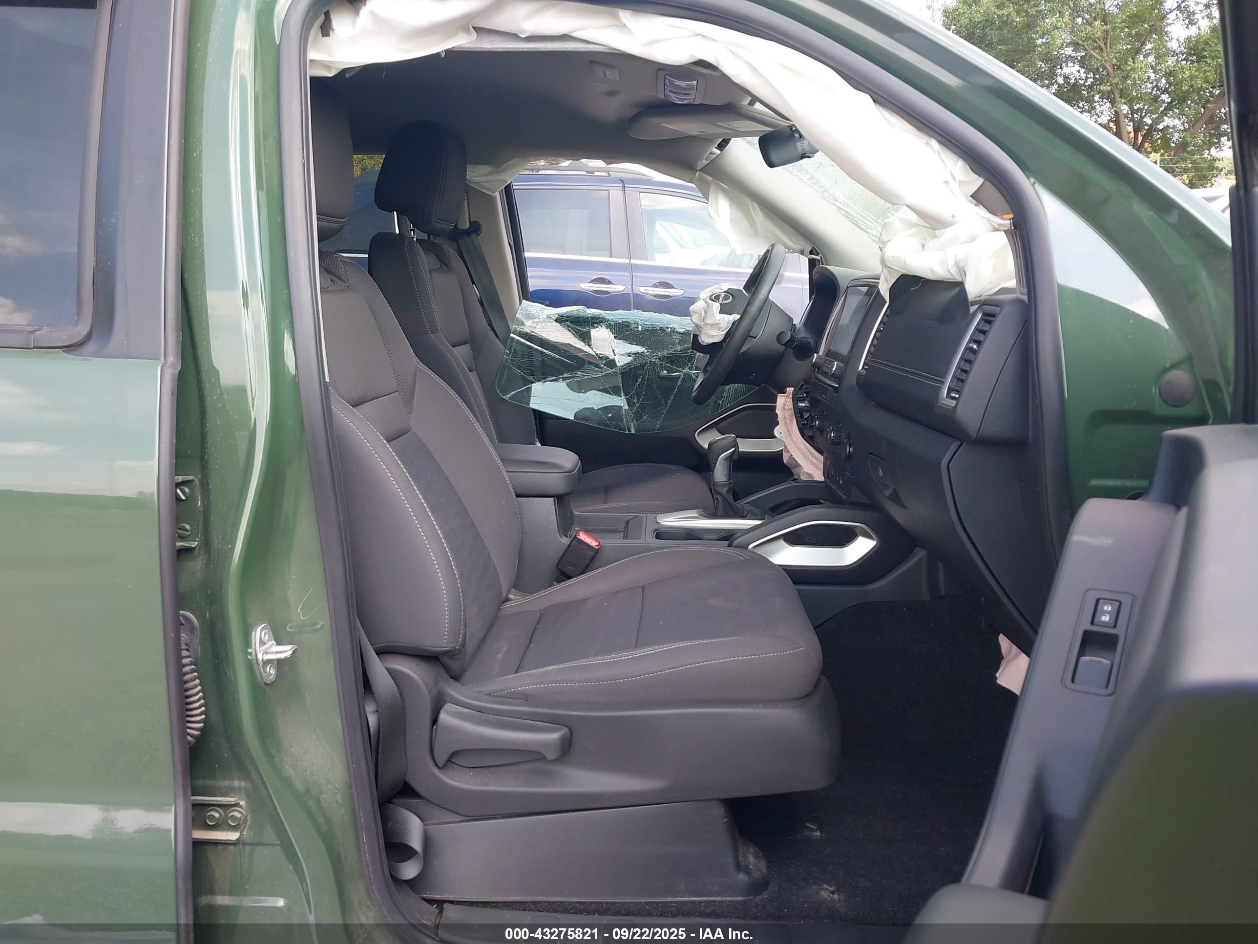 NISSAN FRONTIER image 5