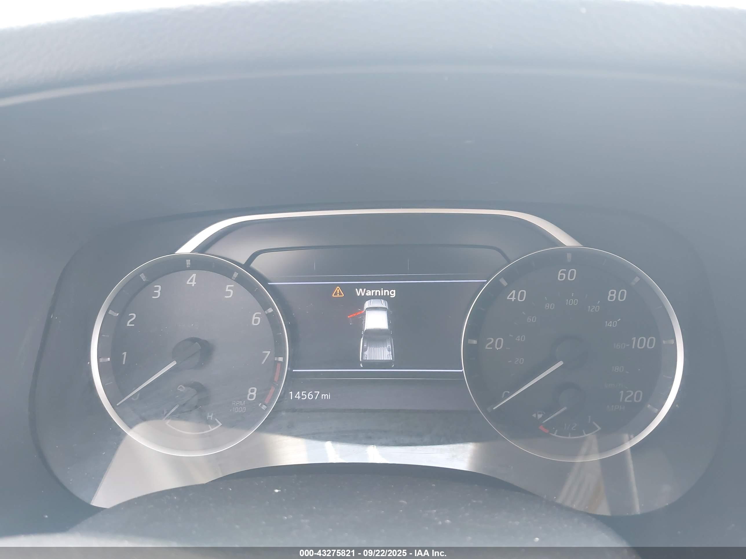 NISSAN FRONTIER image 7