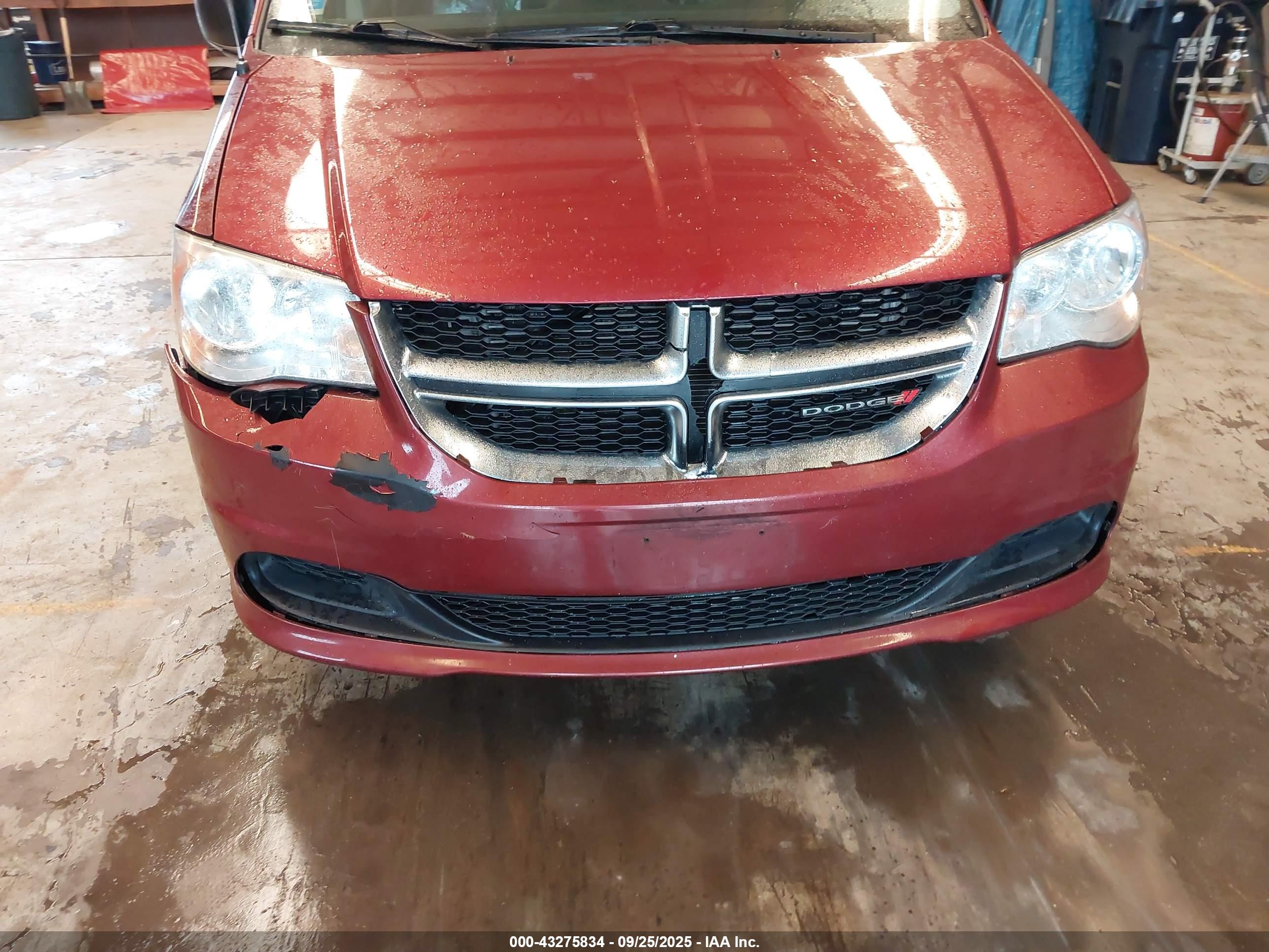 DODGE GRAND image 6