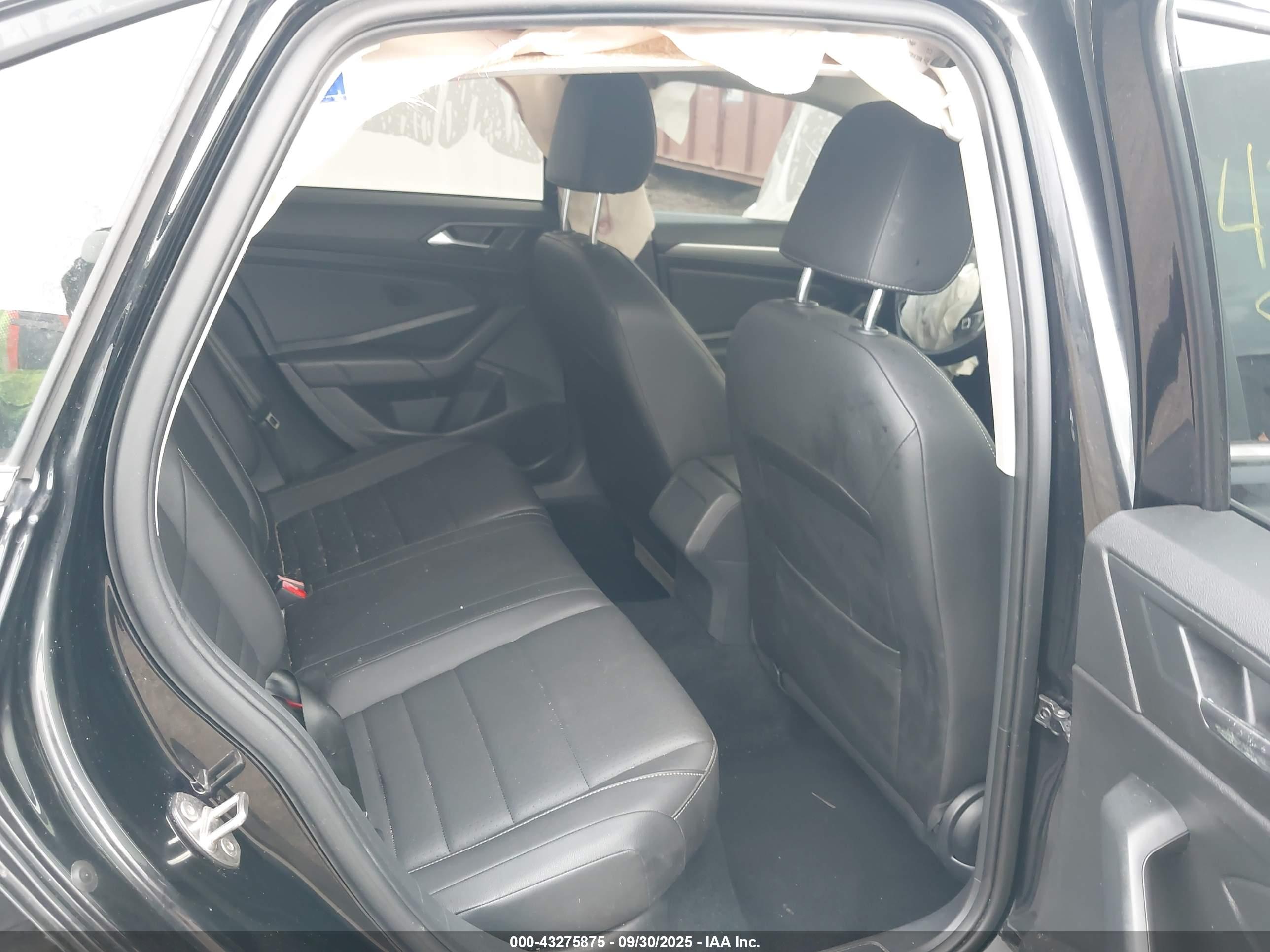 VOLKSWAGEN JETTA image 8