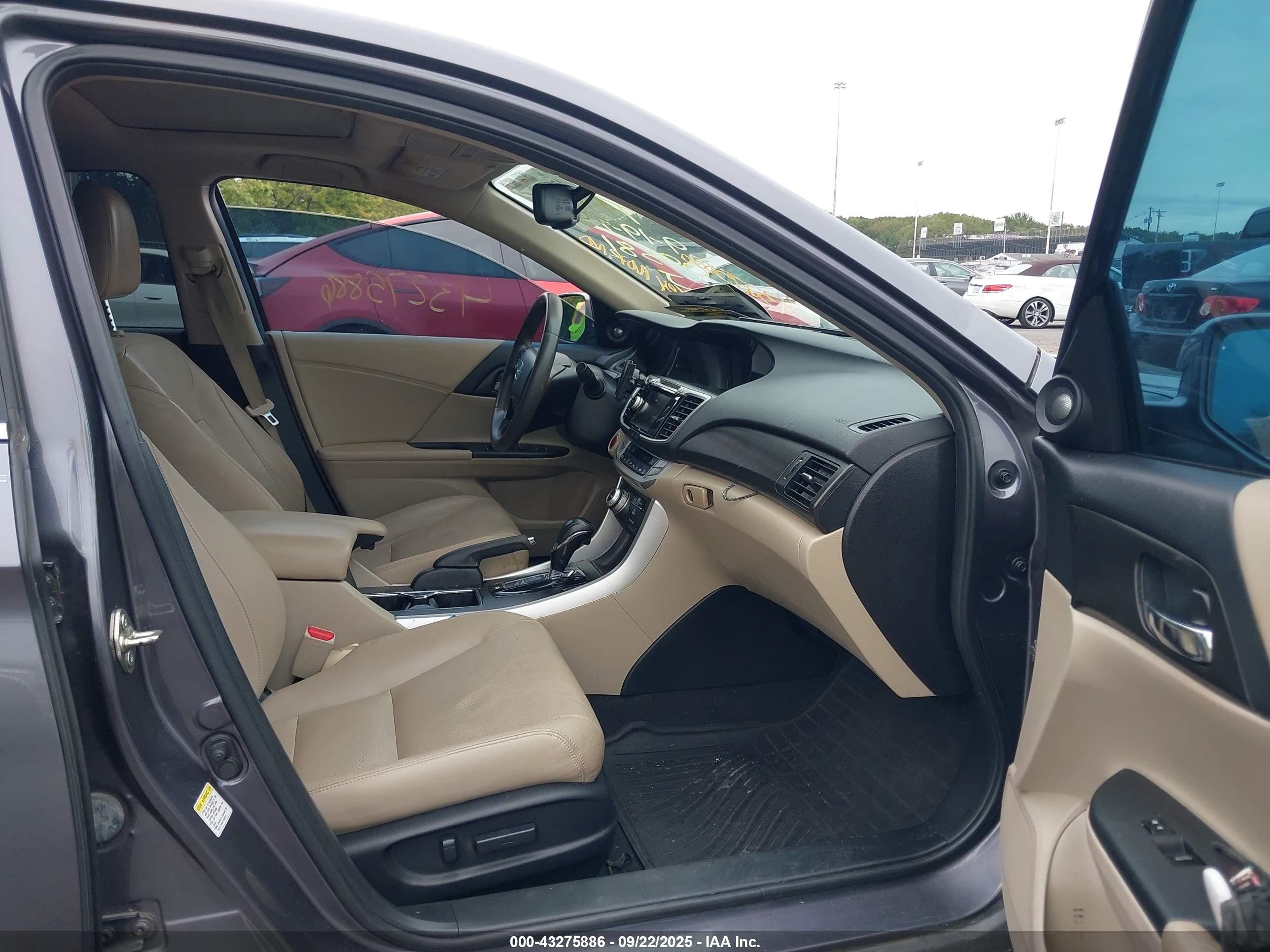 HONDA ACCORD image 5