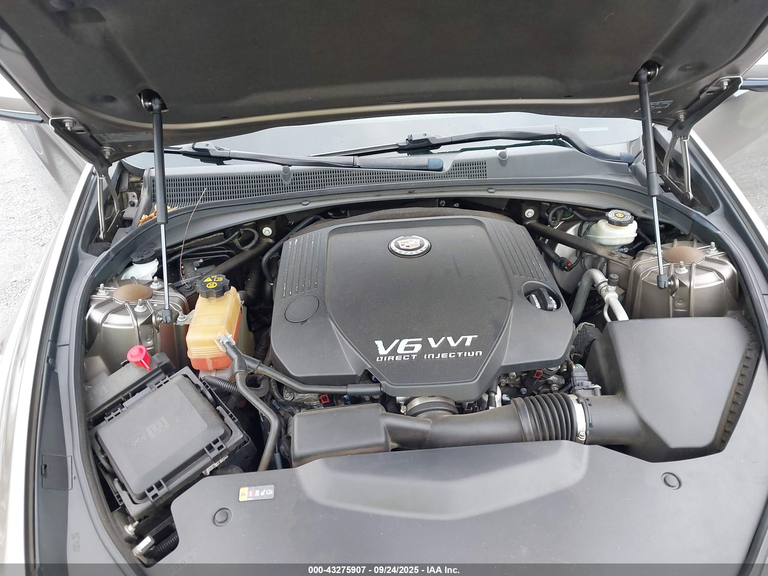 CADILLAC CTS image 10