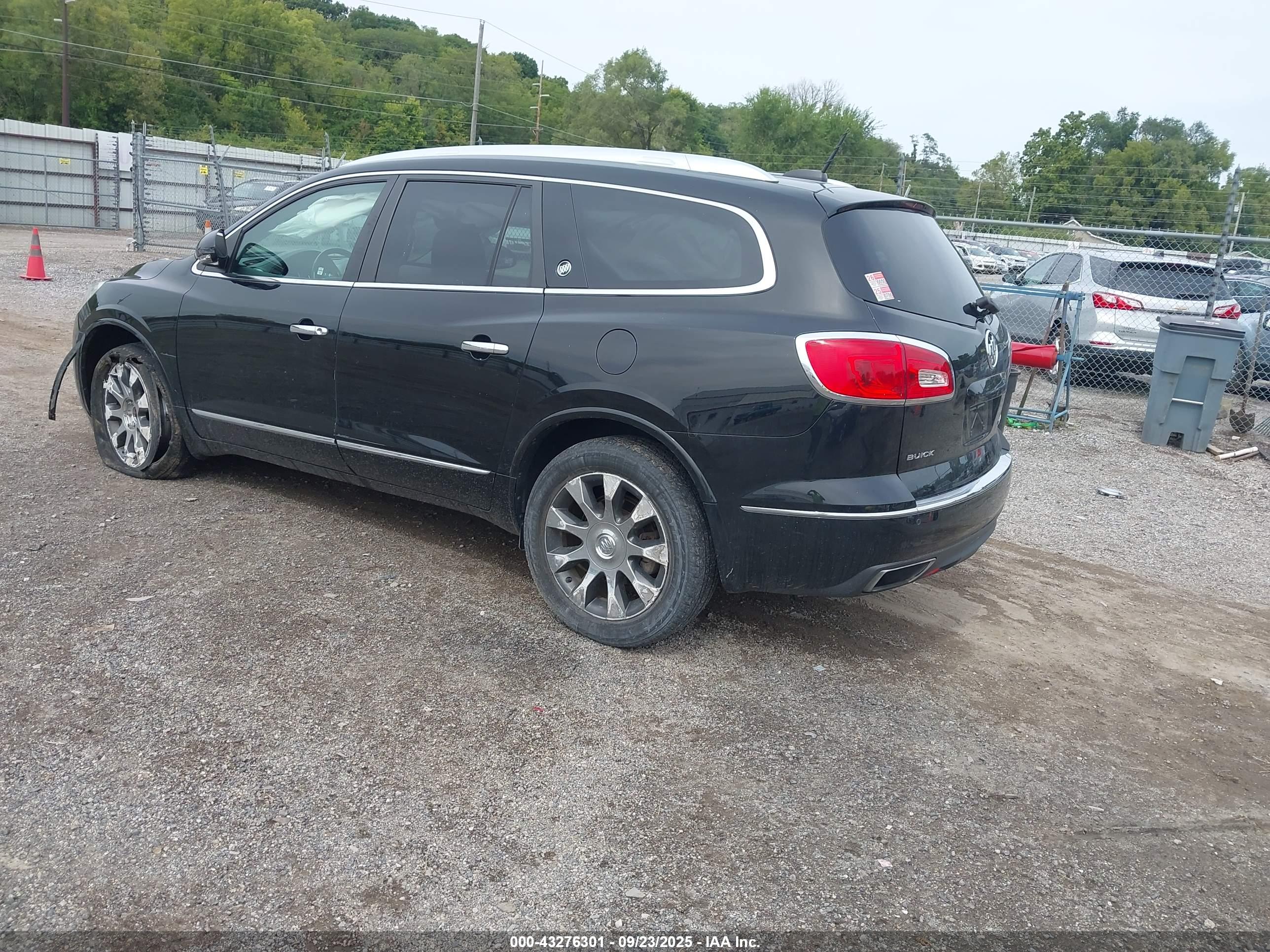 BUICK ENCLAVE image 3