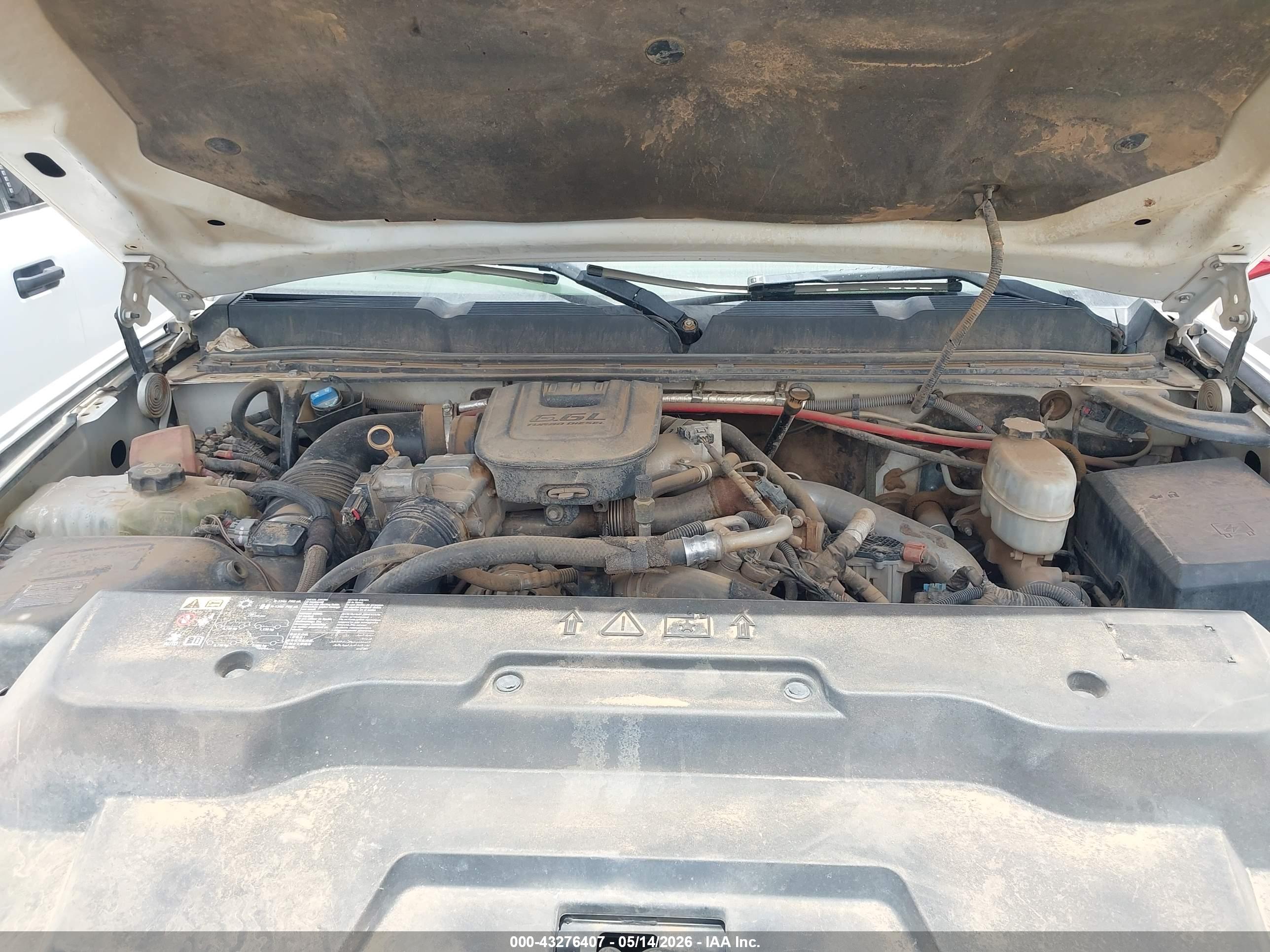 CHEVROLET SILVERADO image 10