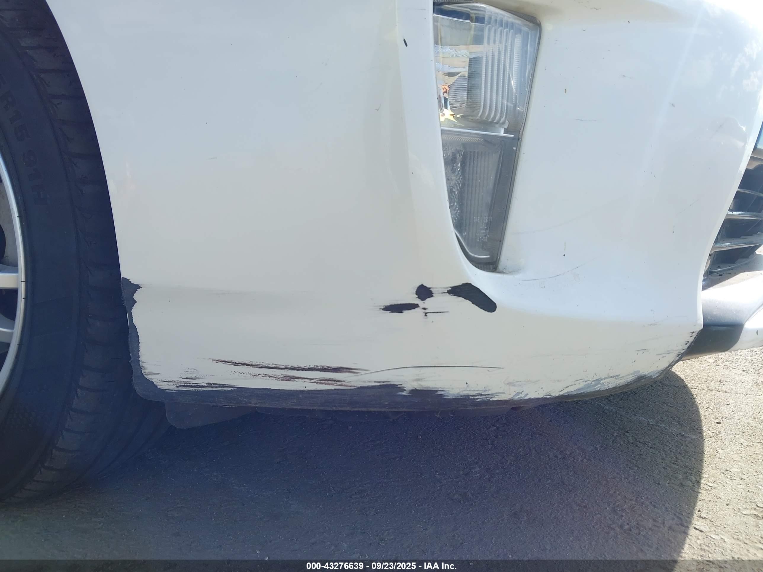 TOYOTA PRIUS image 6