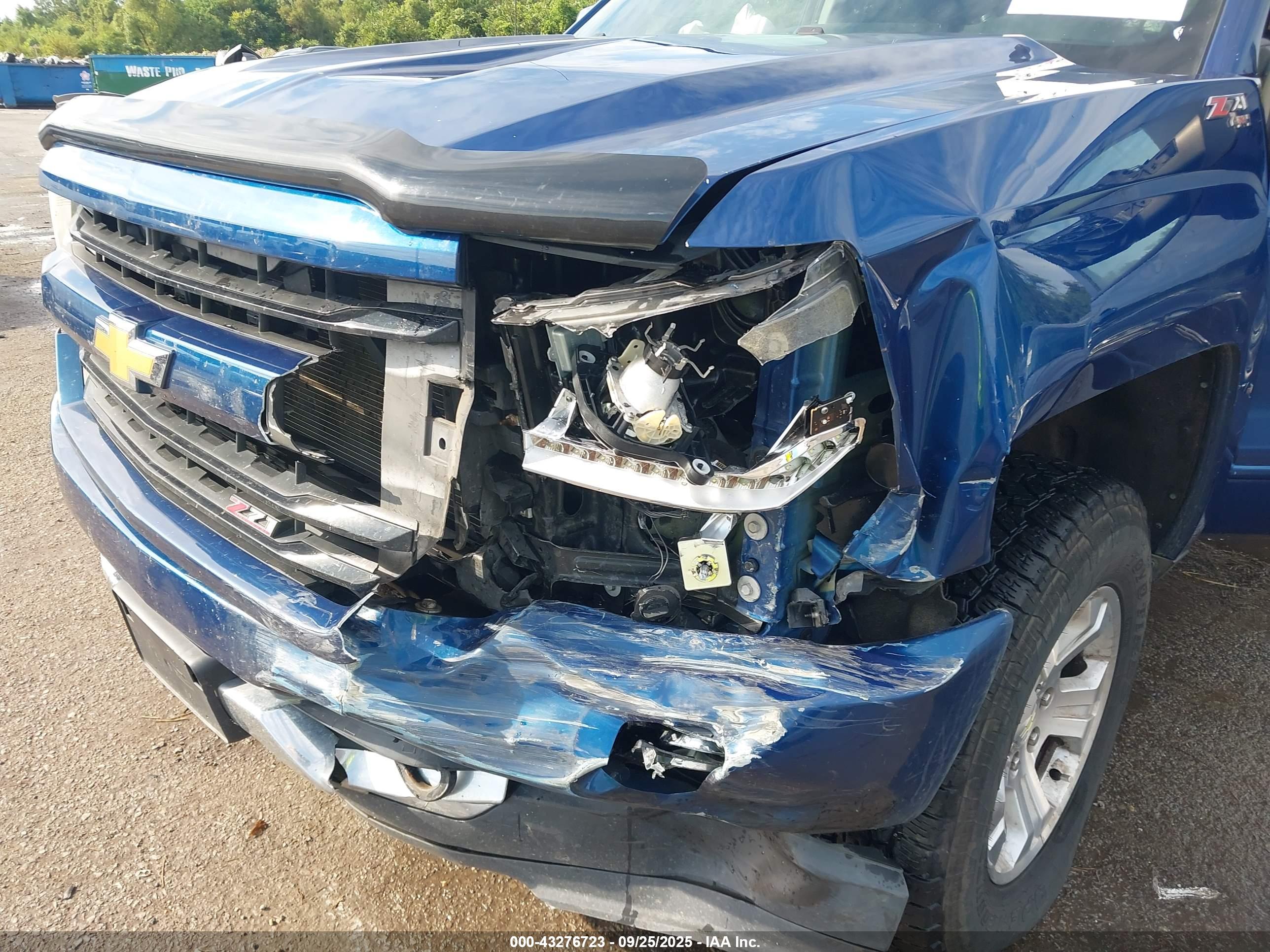 CHEVROLET SILVERADO image 6