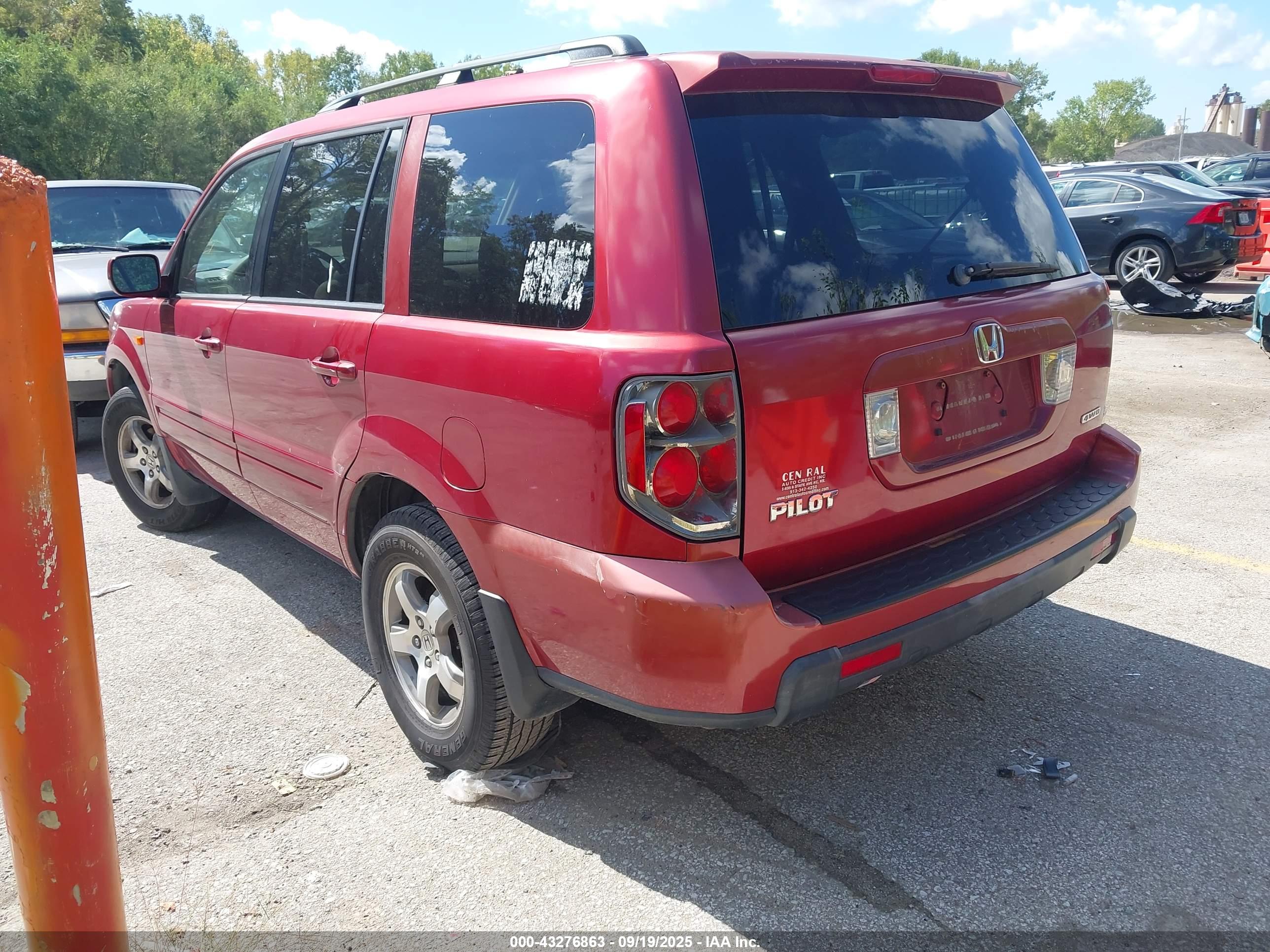 HONDA PILOT image 3