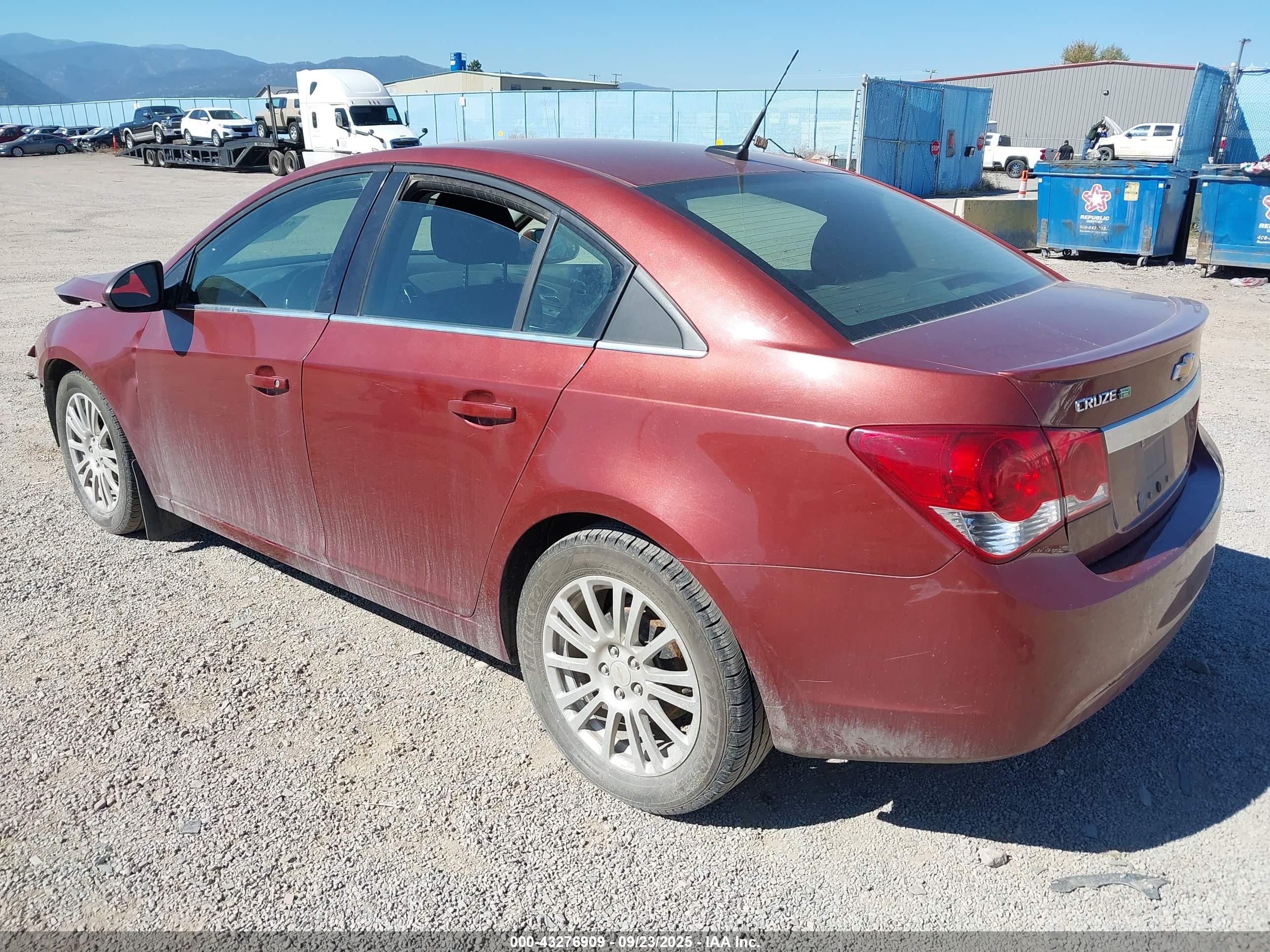 CHEVROLET CRUZE image 3
