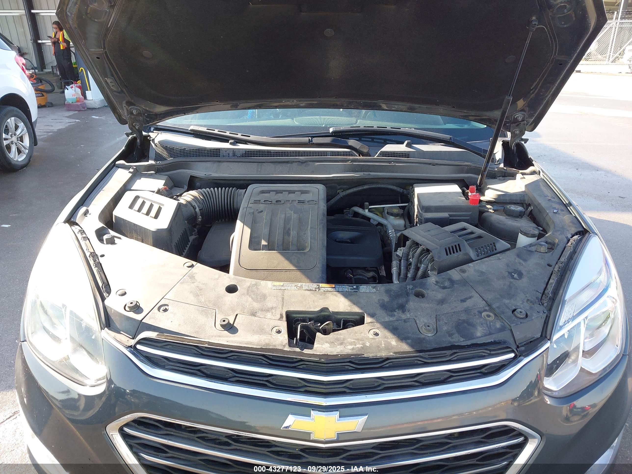 CHEVROLET EQUINOX image 10