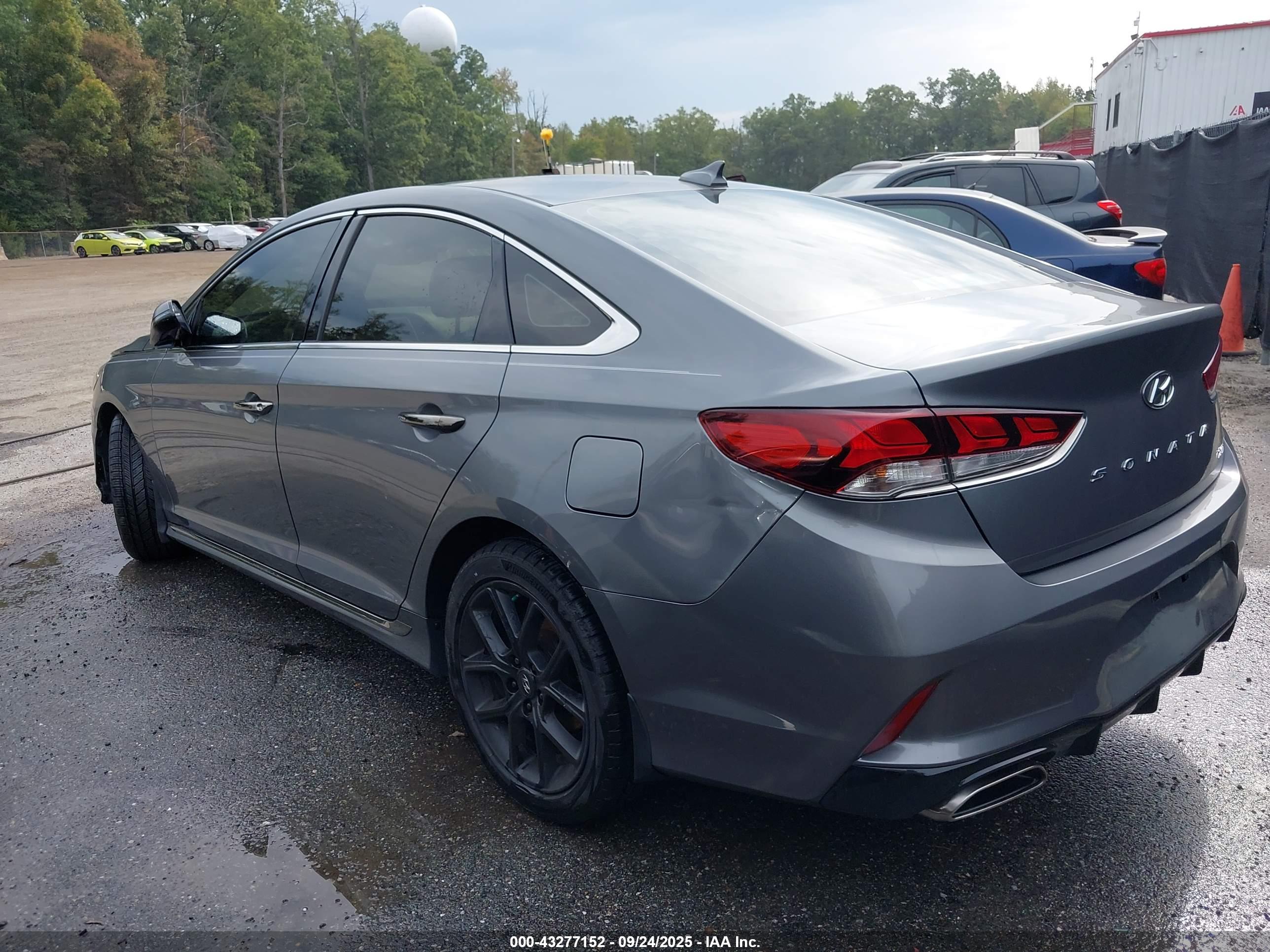 HYUNDAI SONATA image 3