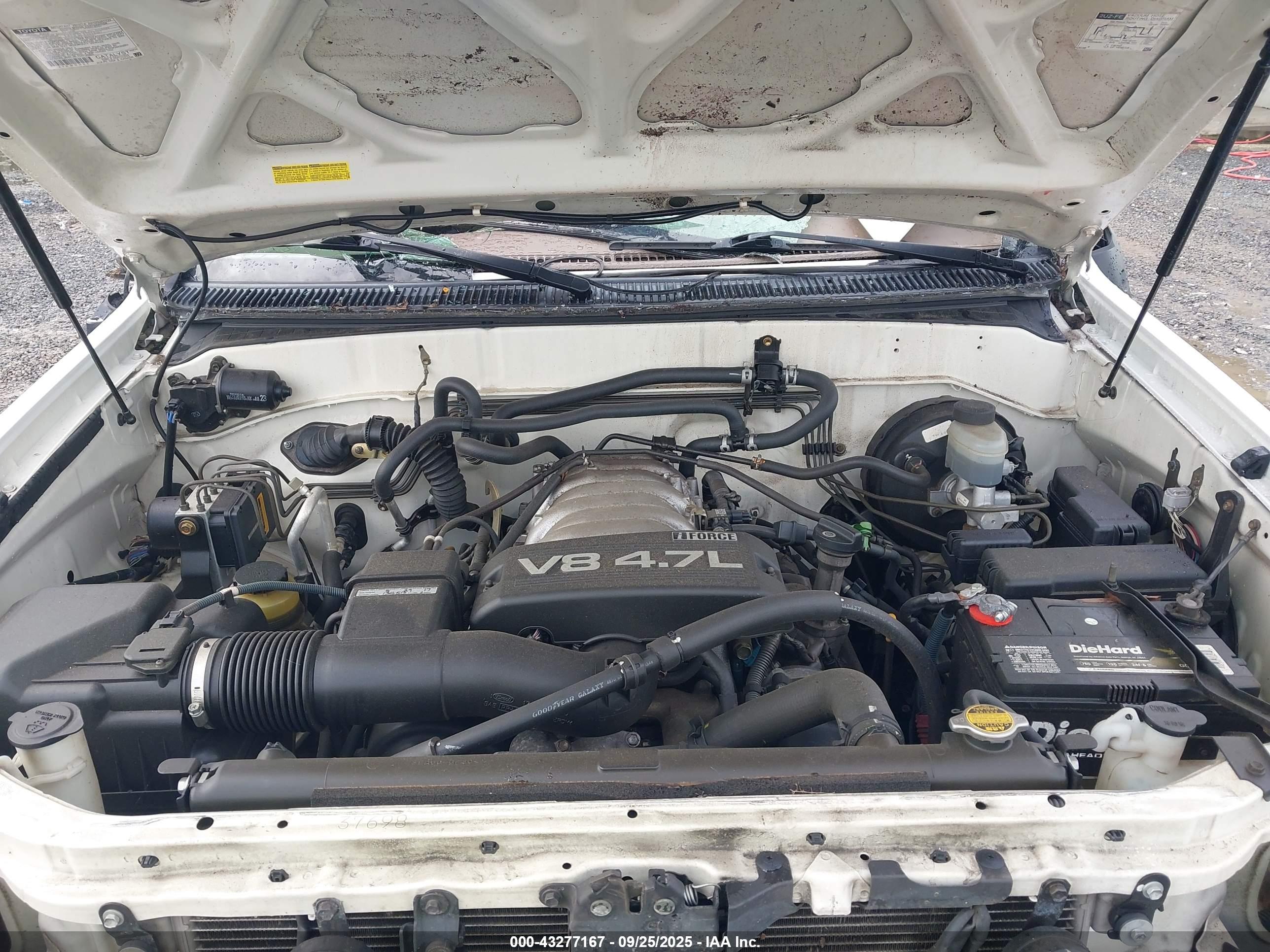 TOYOTA SEQUOIA image 10