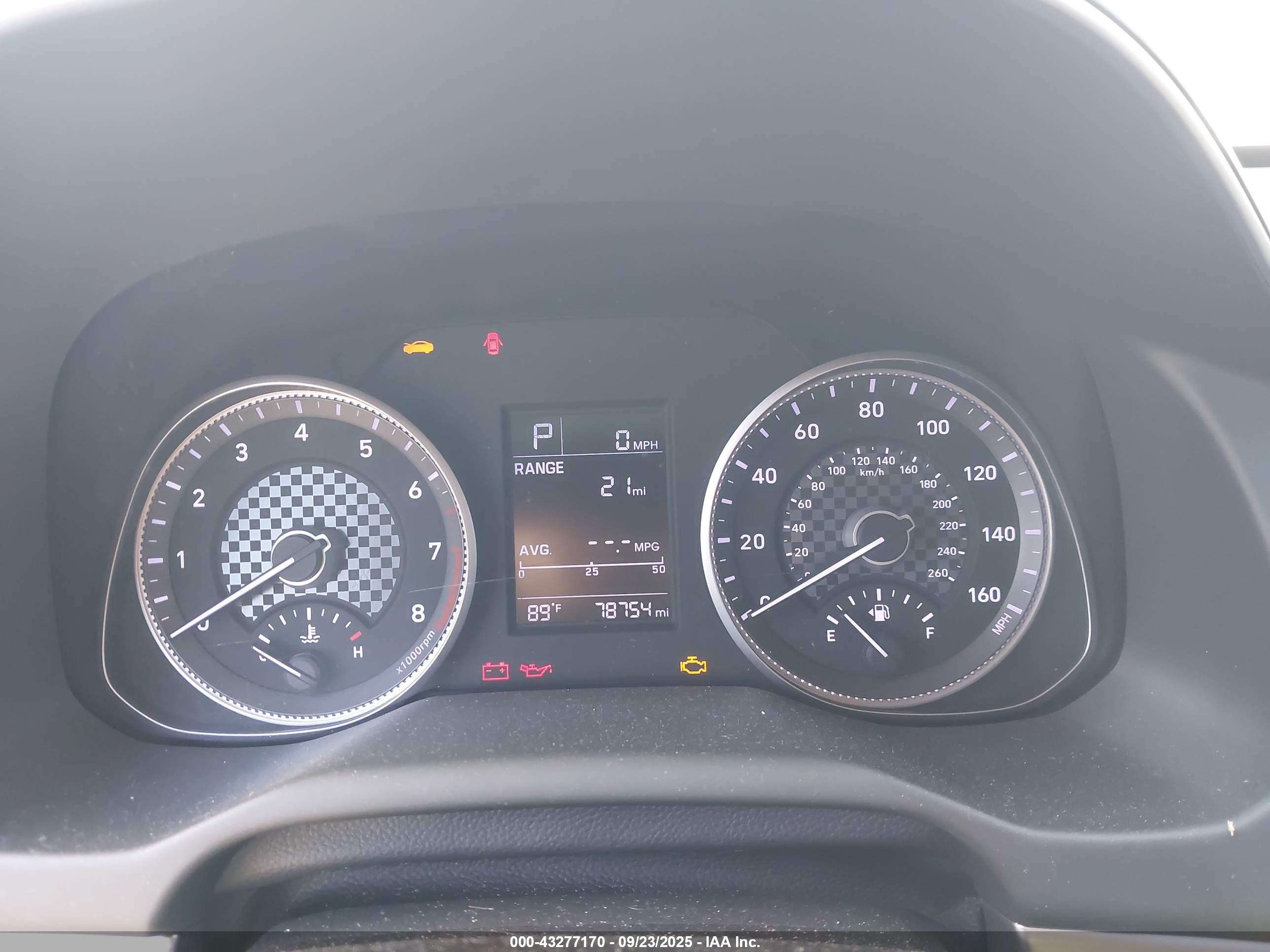 HYUNDAI ELANTRA image 7