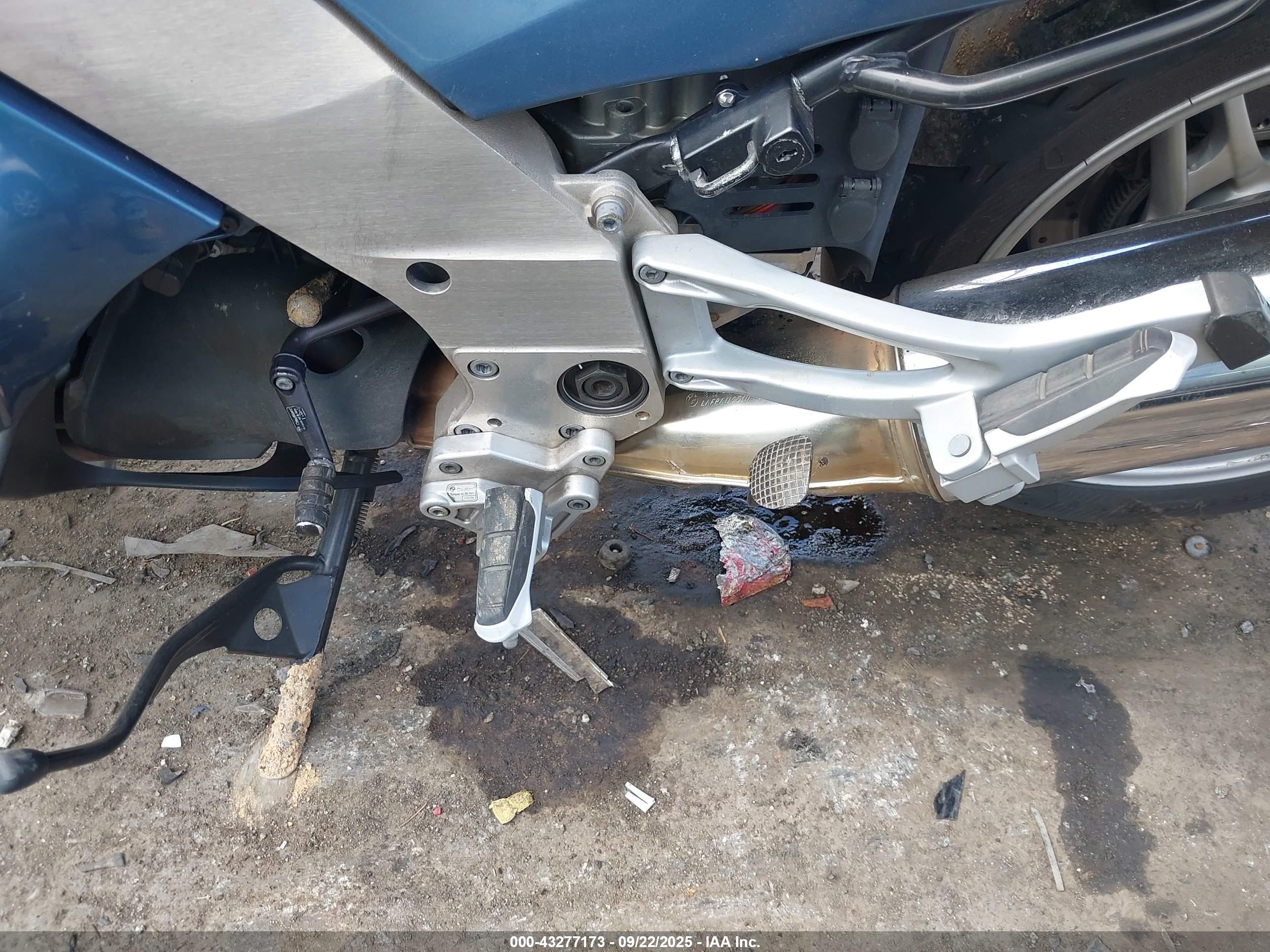 BMW K1200 image 9