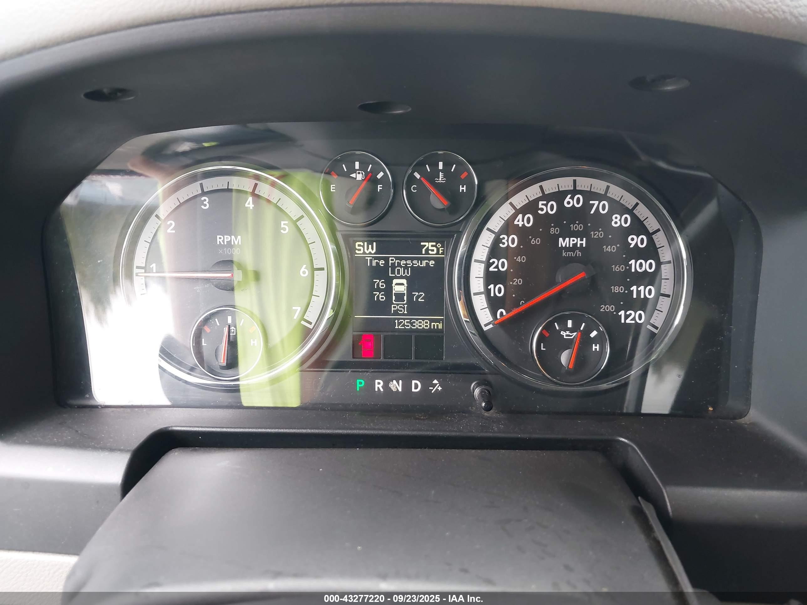 RAM 2500 image 7