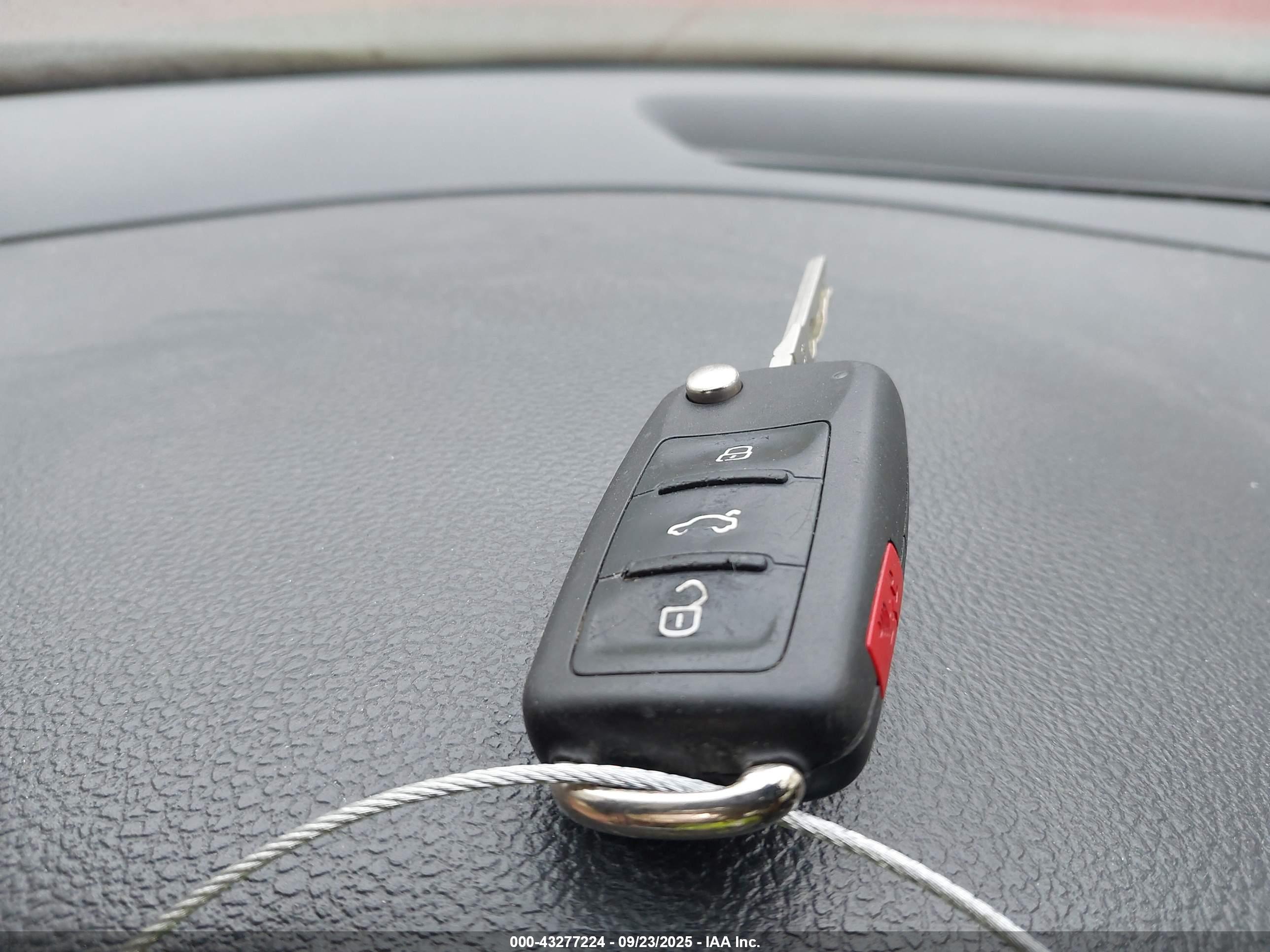 VOLKSWAGEN JETTA image 11