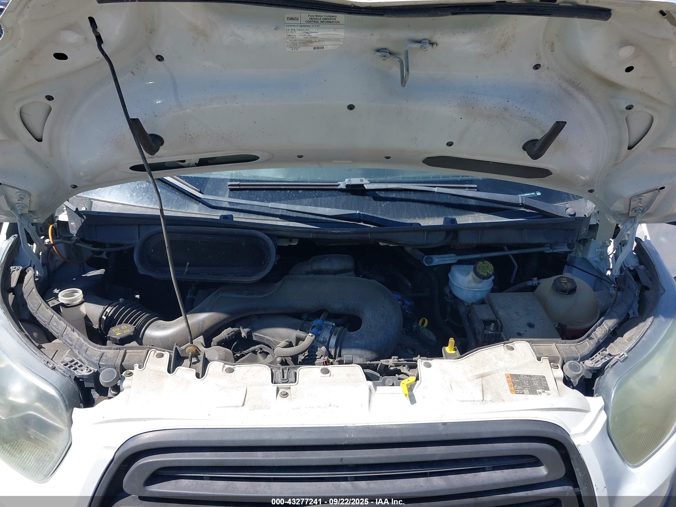 FORD TRANSIT-250 image 10