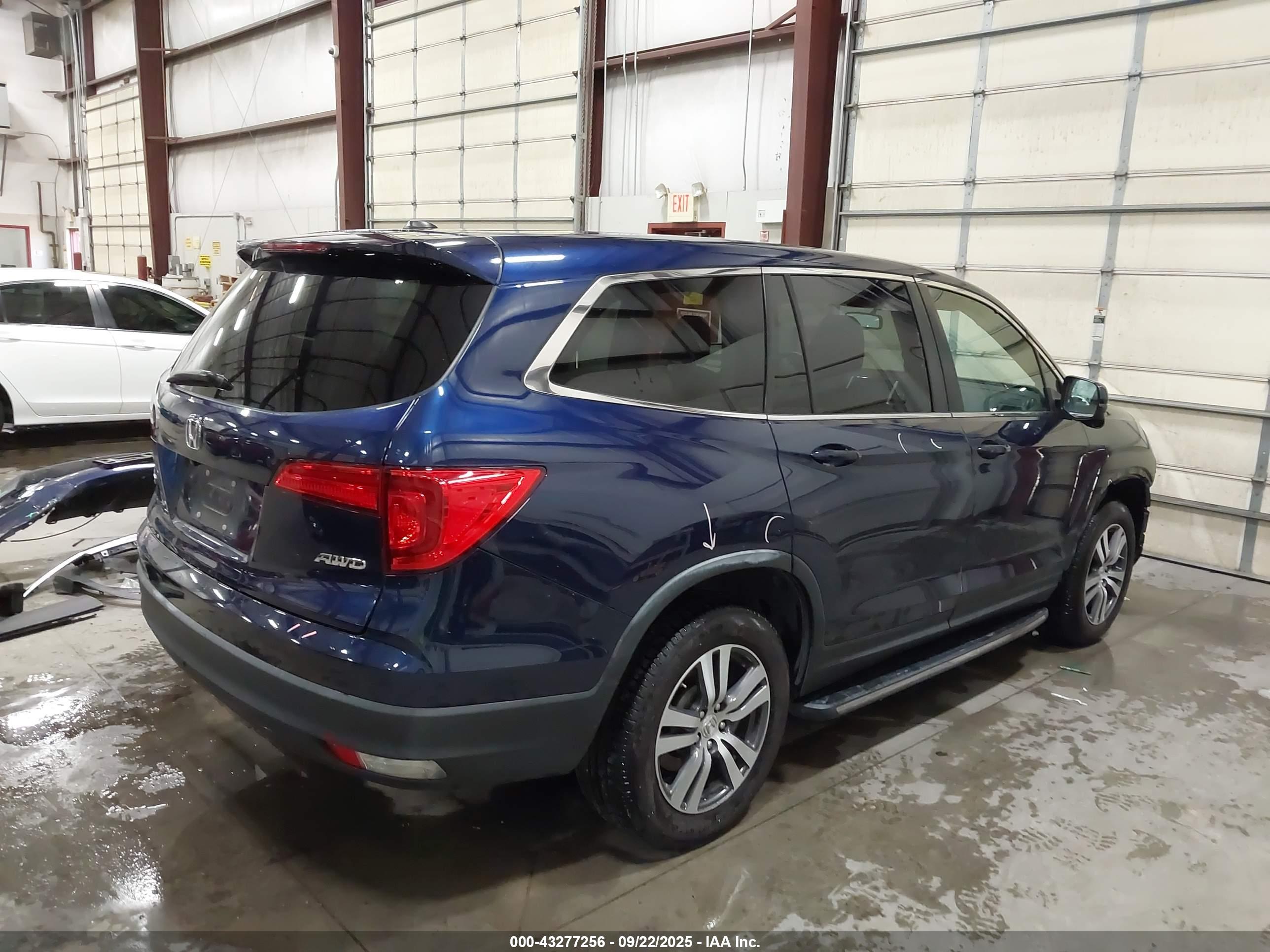 HONDA PILOT image 4