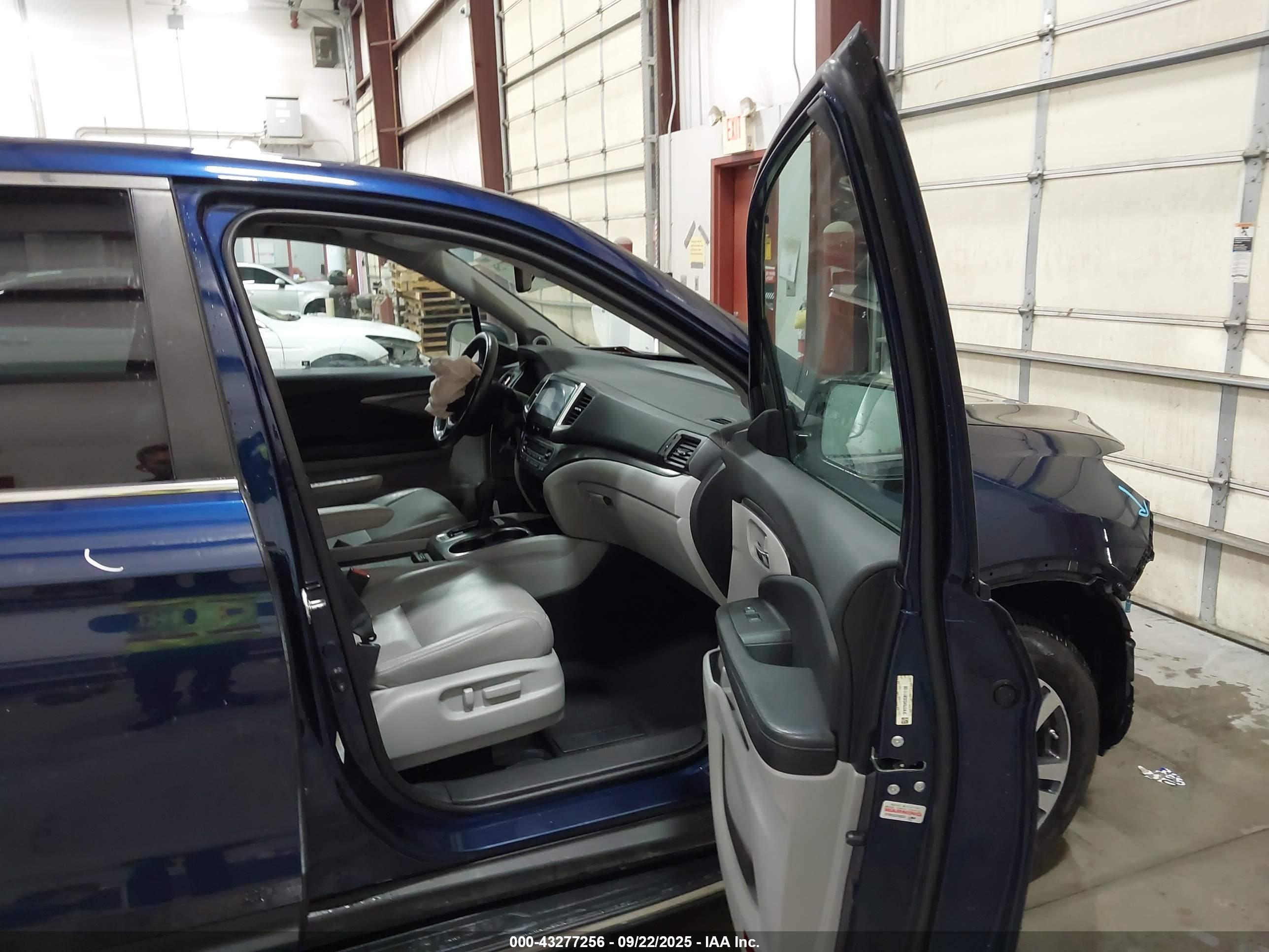 HONDA PILOT image 5