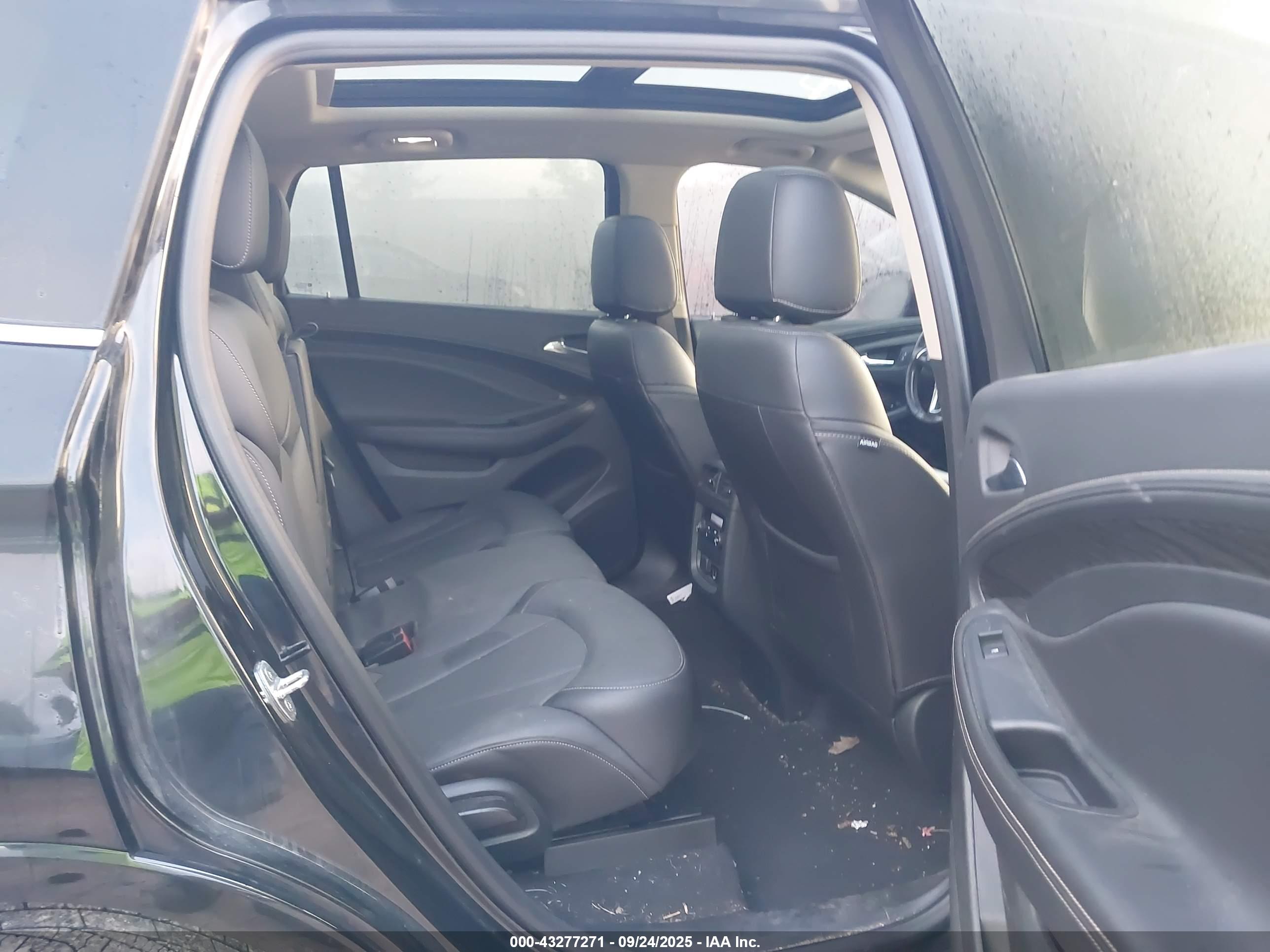 BUICK ENVISION image 8