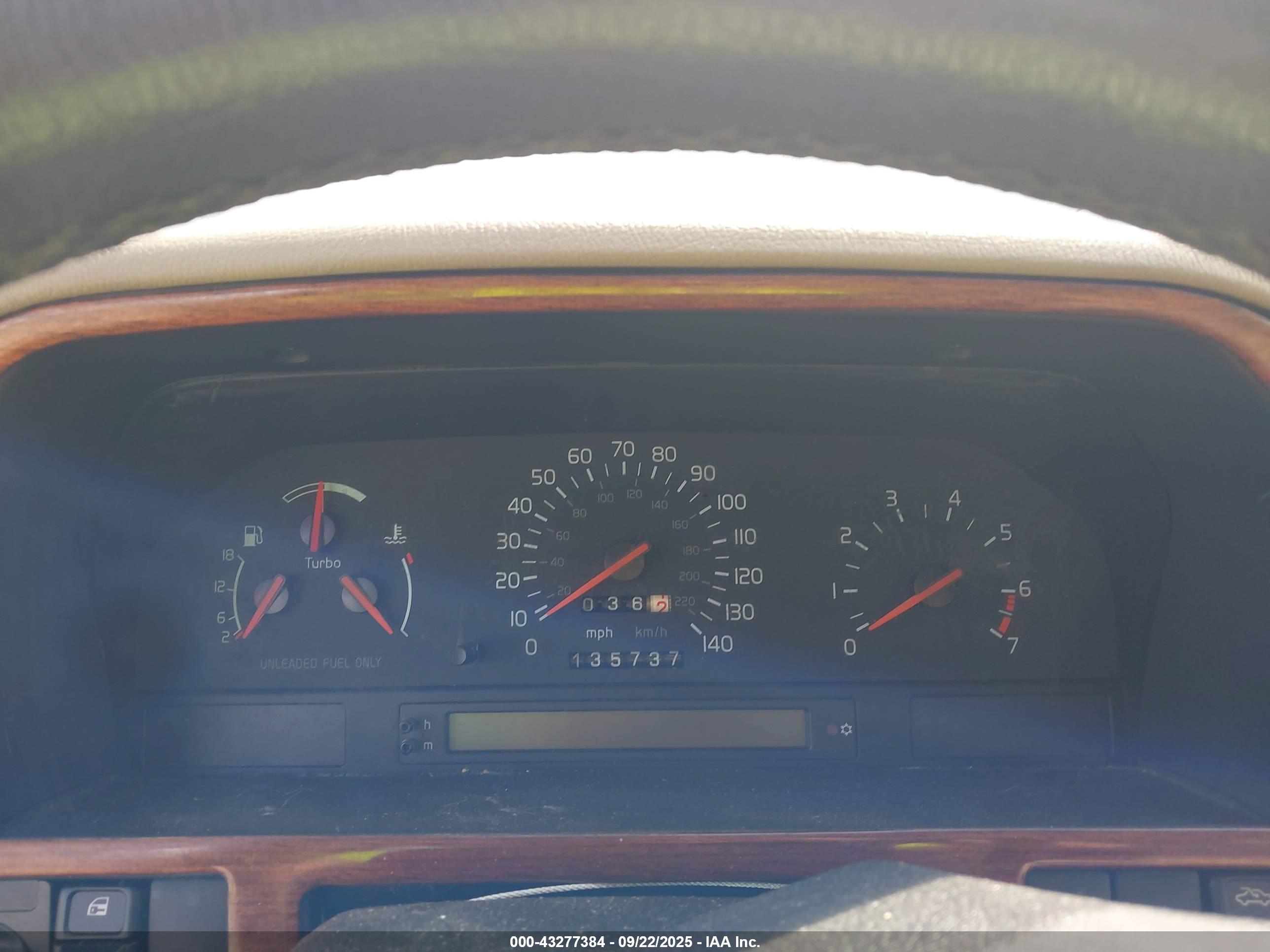 VOLVO 850 image 7